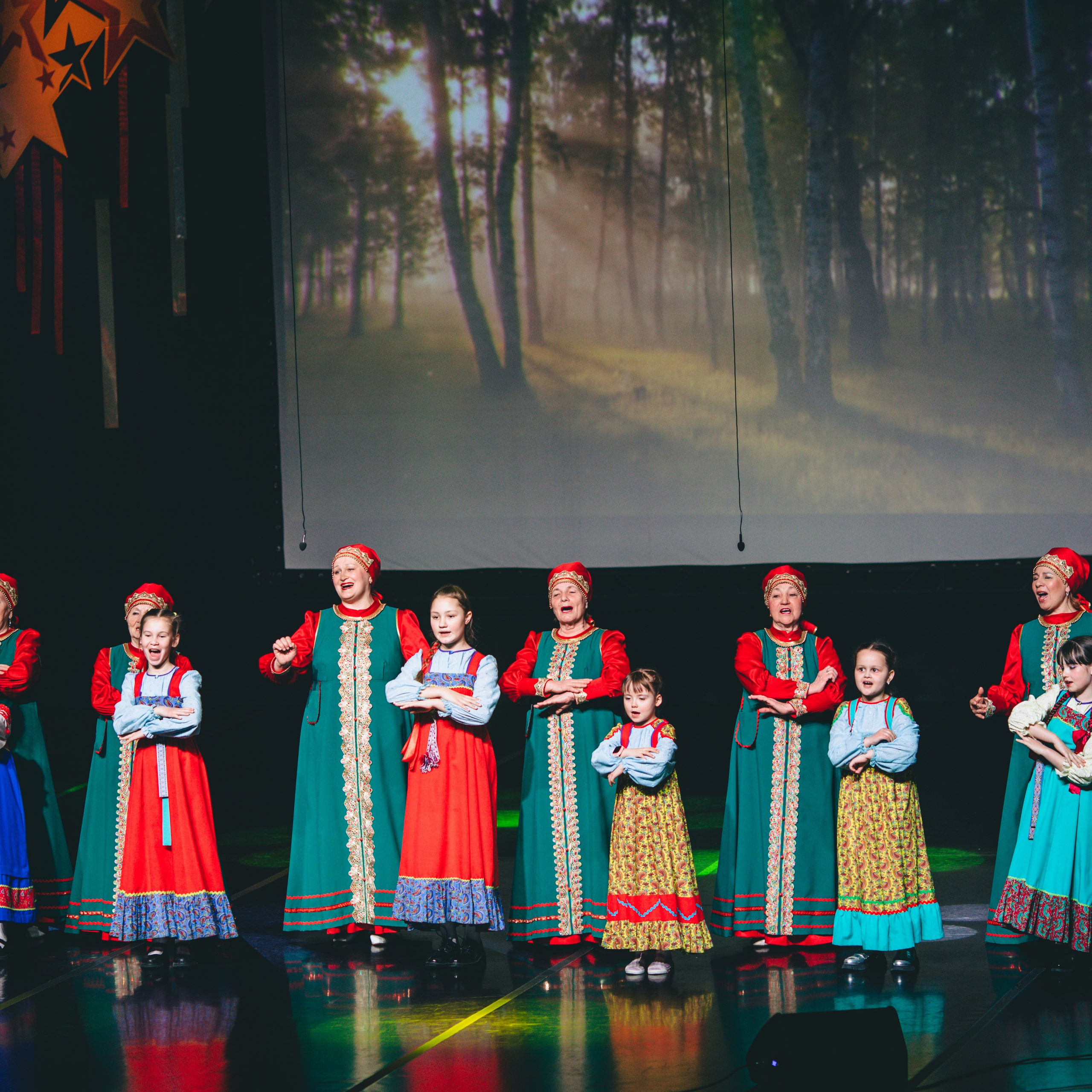 Фотосессия концерта посвященное Дню защитника Отечества. Дима Никитин свадебный и семейный фотограф в Ижевске и Удмуртии с 2007 года