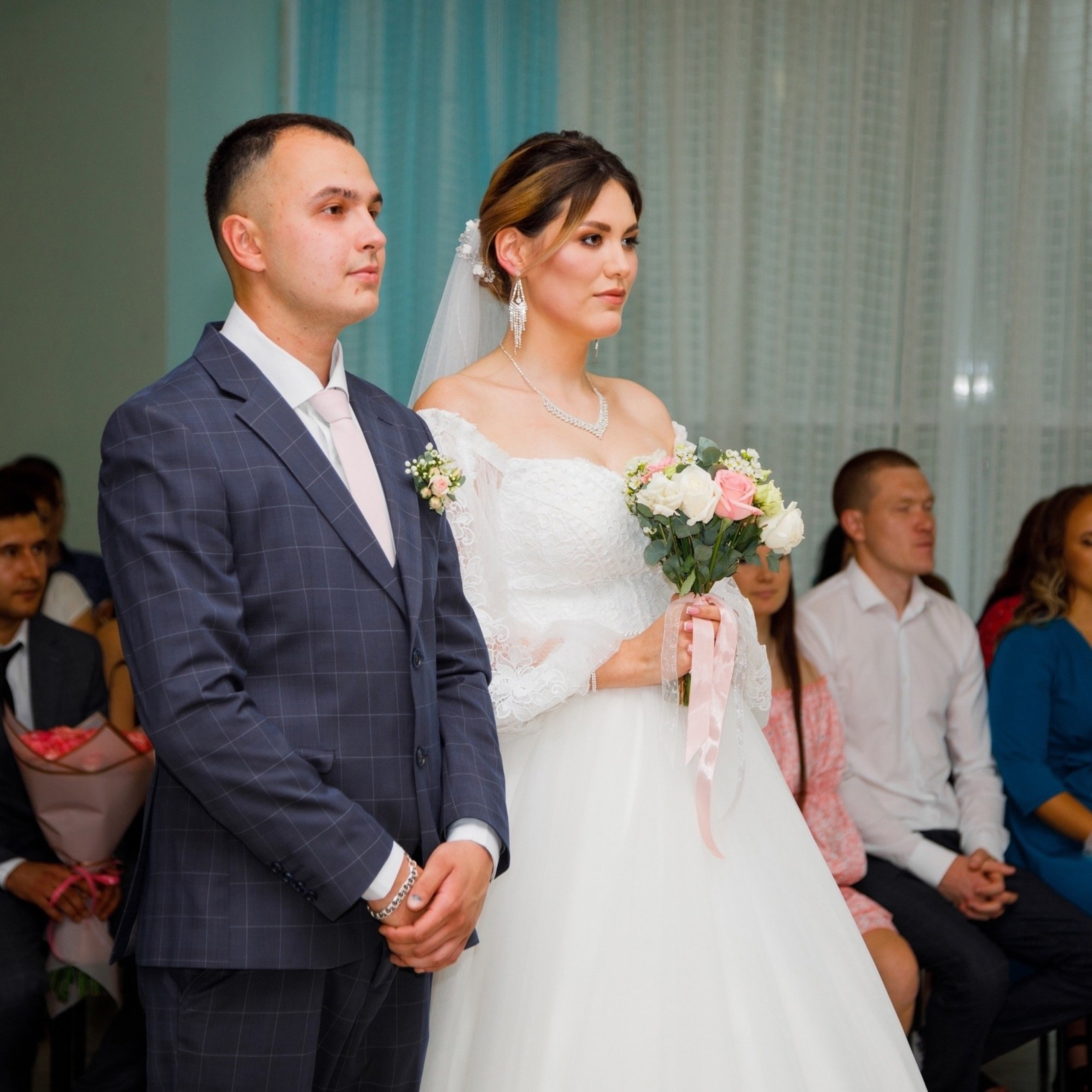 Свадебная фотосессия в Завьяловском ЗАГСе. Дима Никитин свадебный и семейный фотограф в Ижевске и Удмуртии с 2007 года