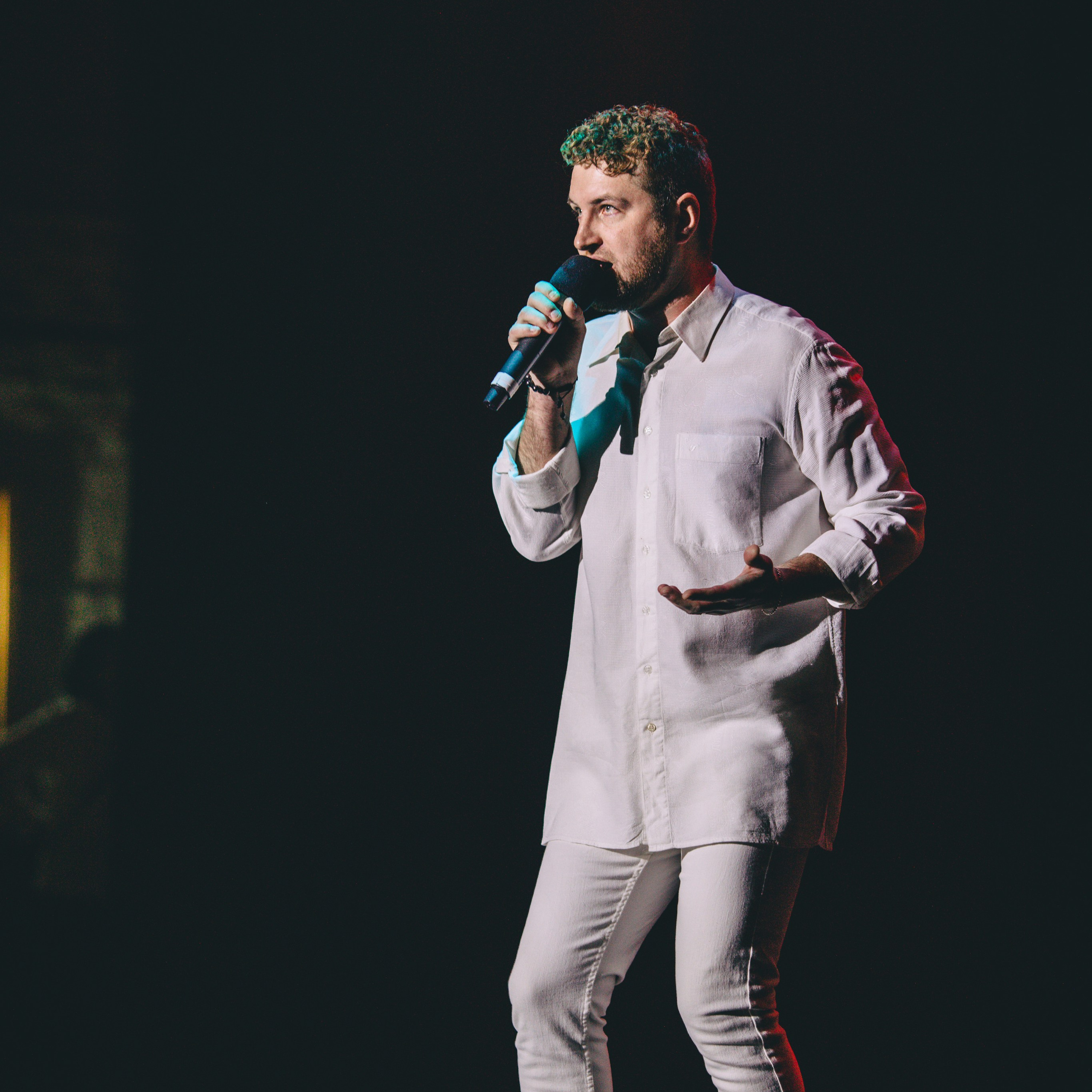 Фотосессия концерта посвященное Дню защитника Отечества. Дима Никитин свадебный и семейный фотограф в Ижевске и Удмуртии с 2007 года