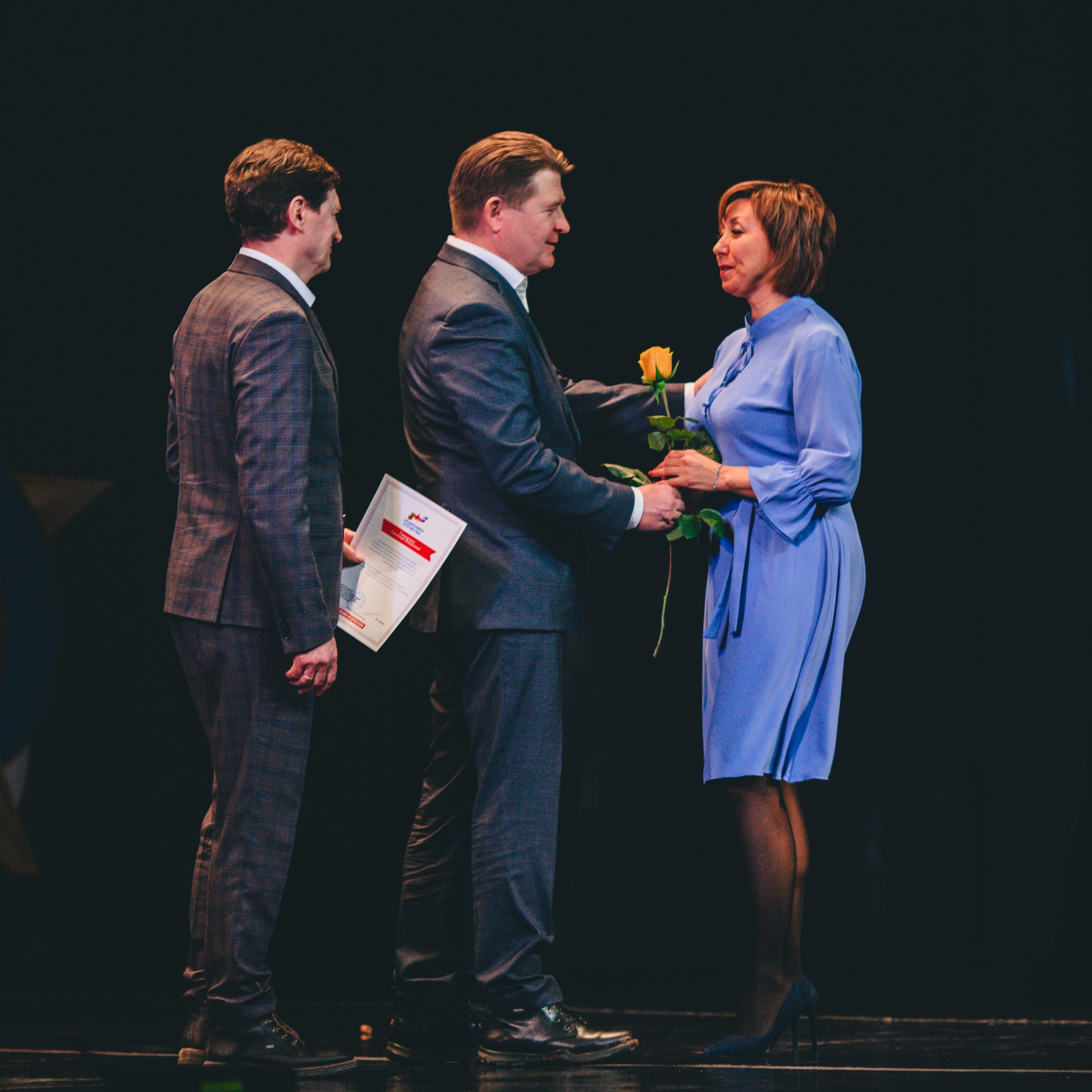 Фотосессия концерта посвященное Дню защитника Отечества. Дима Никитин свадебный и семейный фотограф в Ижевске и Удмуртии с 2007 года