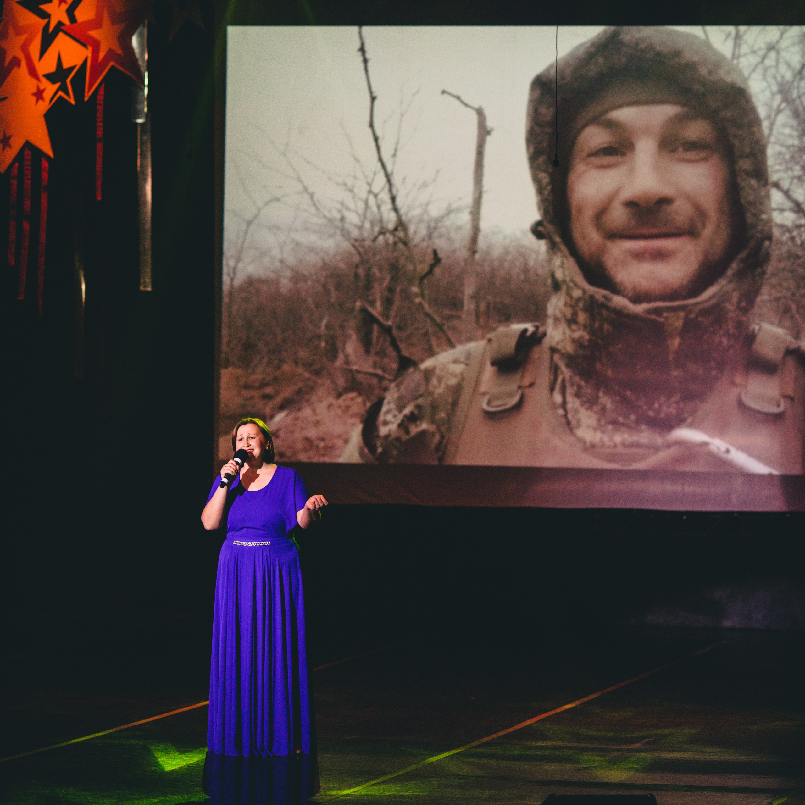 Фотосессия концерта посвященное Дню защитника Отечества. Дима Никитин свадебный и семейный фотограф в Ижевске и Удмуртии с 2007 года