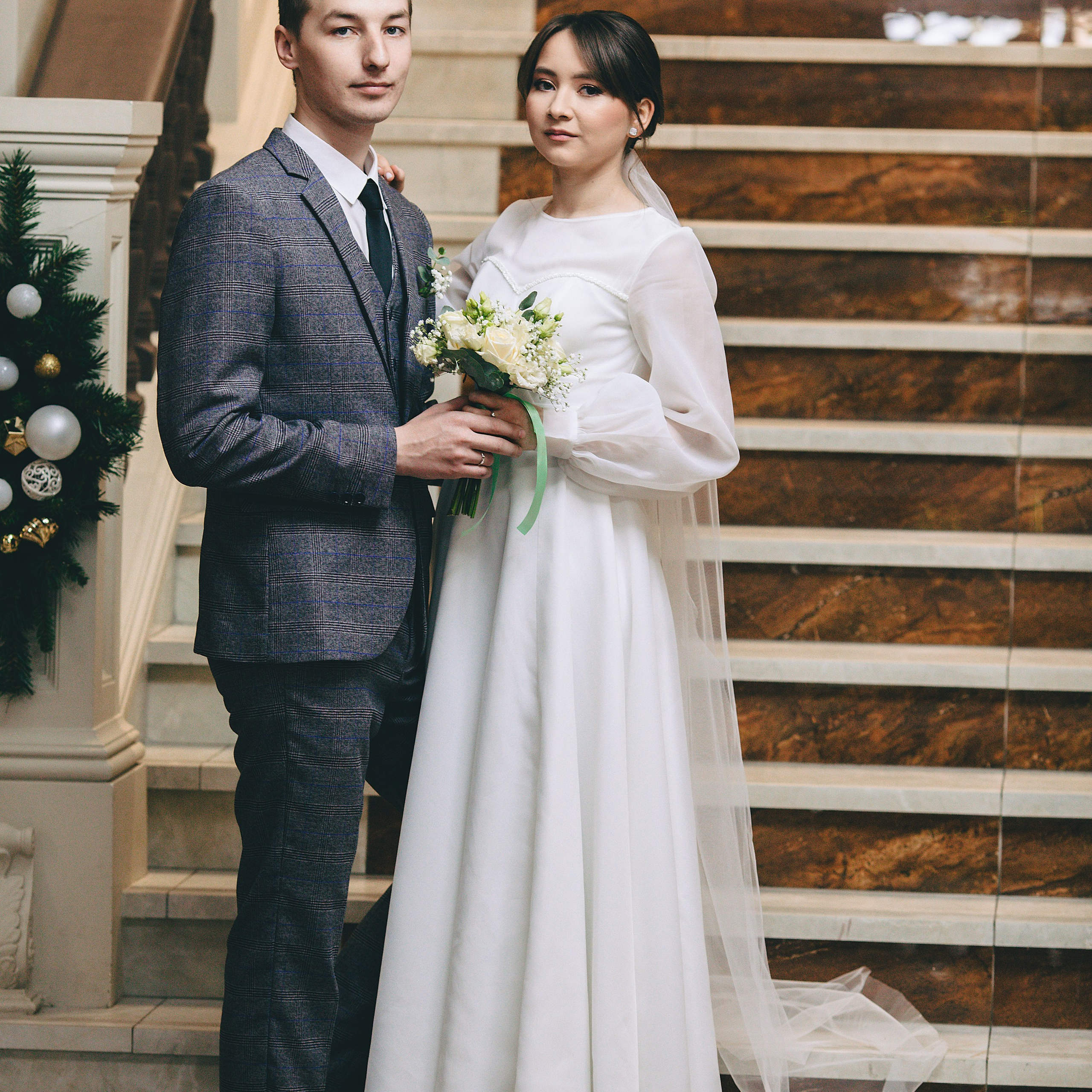 Свадебная фотосессия в национальной библиотеке Удмуртской Республики. Дима Никитин свадебный и семейный фотограф в Ижевске и Удмуртии с 2007 года