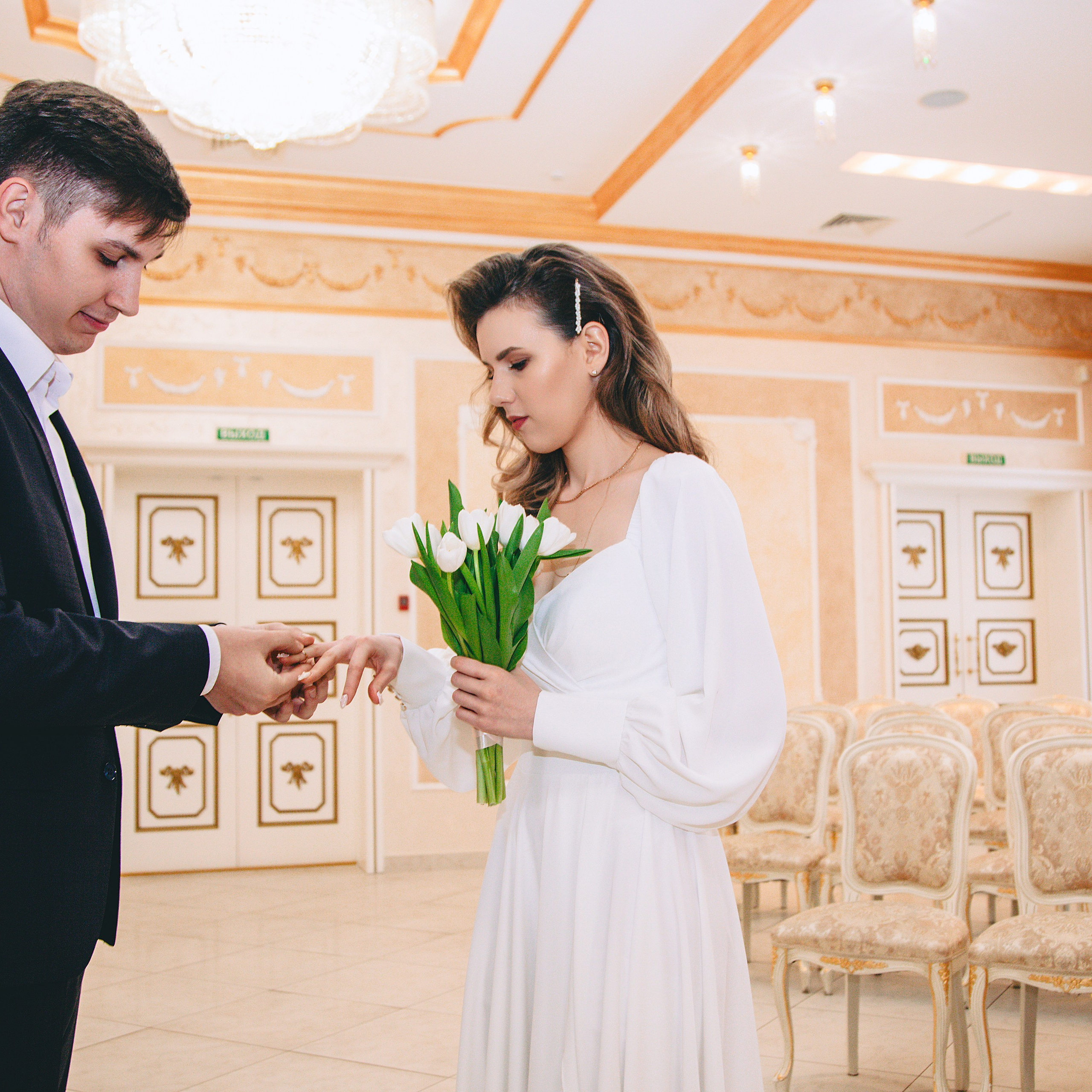 Торжественная регистрация брака в Доме Дружбы народов в Ижевске. Дима Никитин свадебный и семейный фотограф в Ижевске и Удмуртии с 2007 года