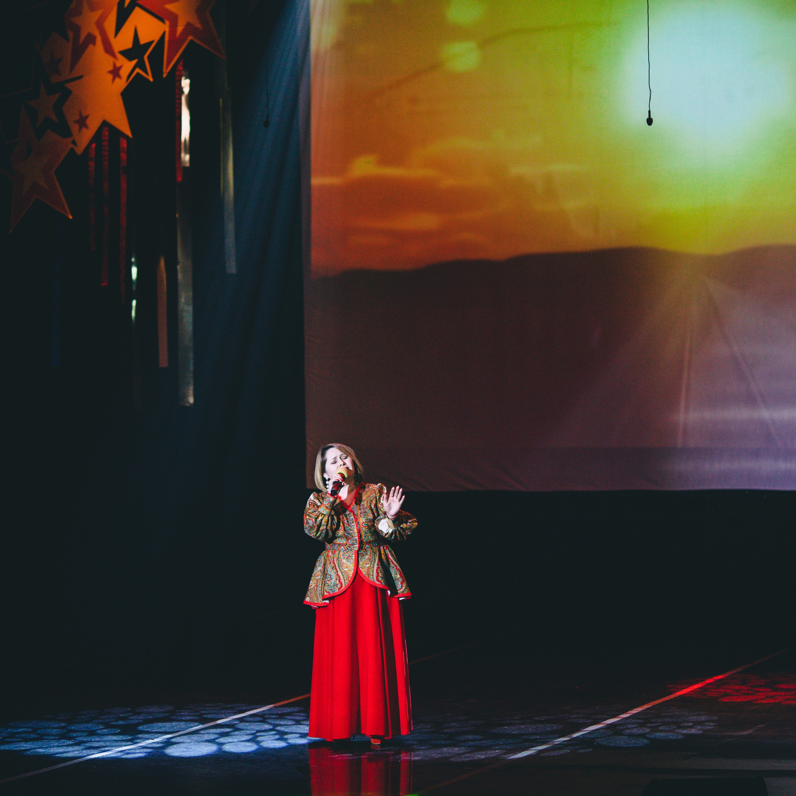 Фотосессия концерта посвященное Дню защитника Отечества. Дима Никитин свадебный и семейный фотограф в Ижевске и Удмуртии с 2007 года