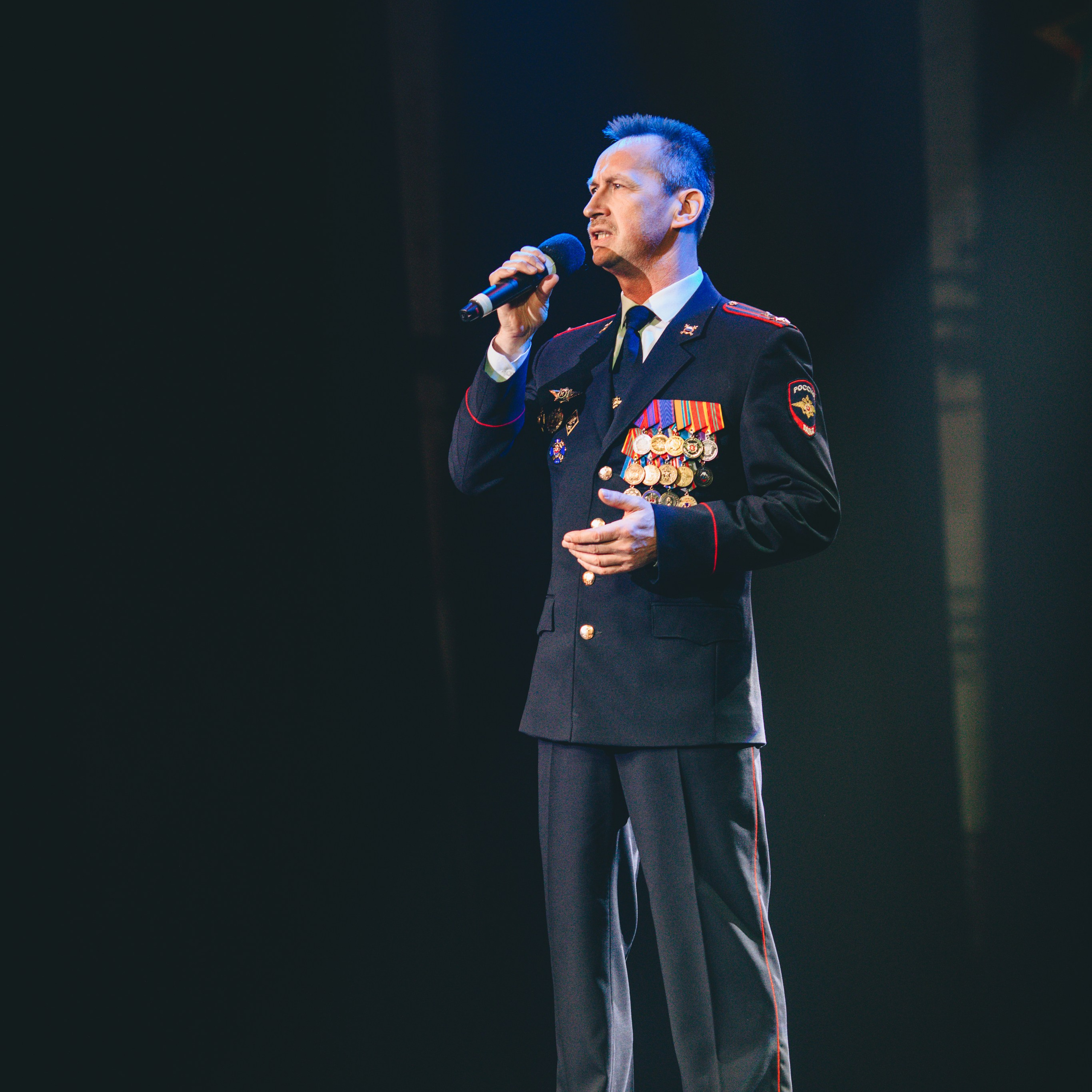 Фотосессия концерта посвященное Дню защитника Отечества. Дима Никитин свадебный и семейный фотограф в Ижевске и Удмуртии с 2007 года