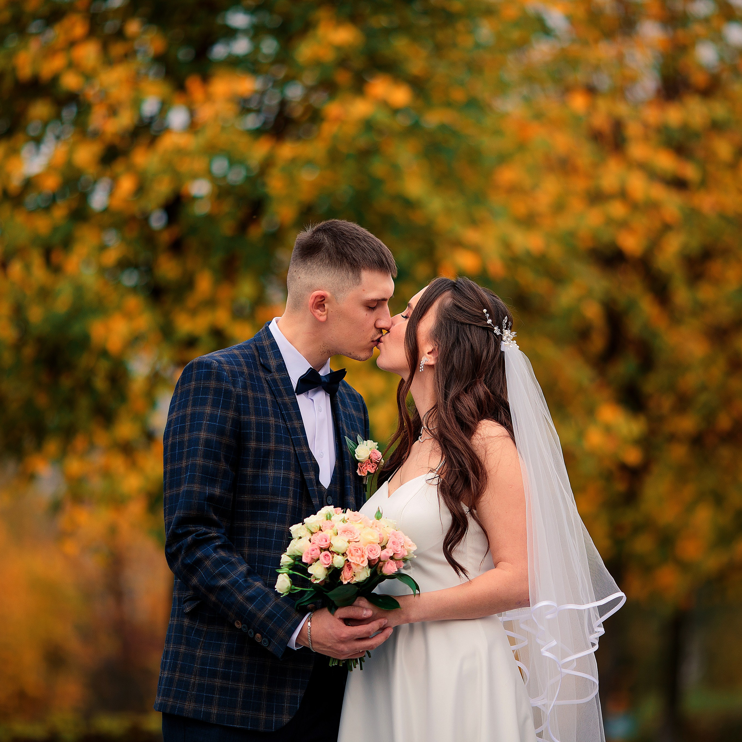 Свадебная осенняя фотосессия в Ижевске. Дима Никитин свадебный и семейный фотограф в Ижевске и Удмуртии с 2007 года