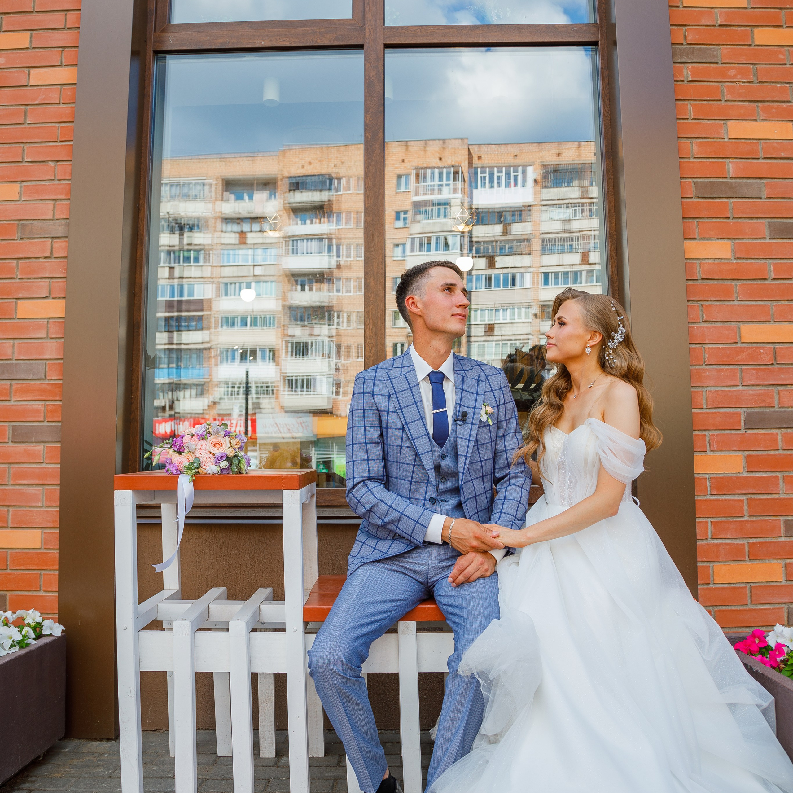 Свадебная летняя фотосессия на улице Горького. Дима Никитин свадебный и семейный фотограф в Ижевске и Удмуртии с 2007 года