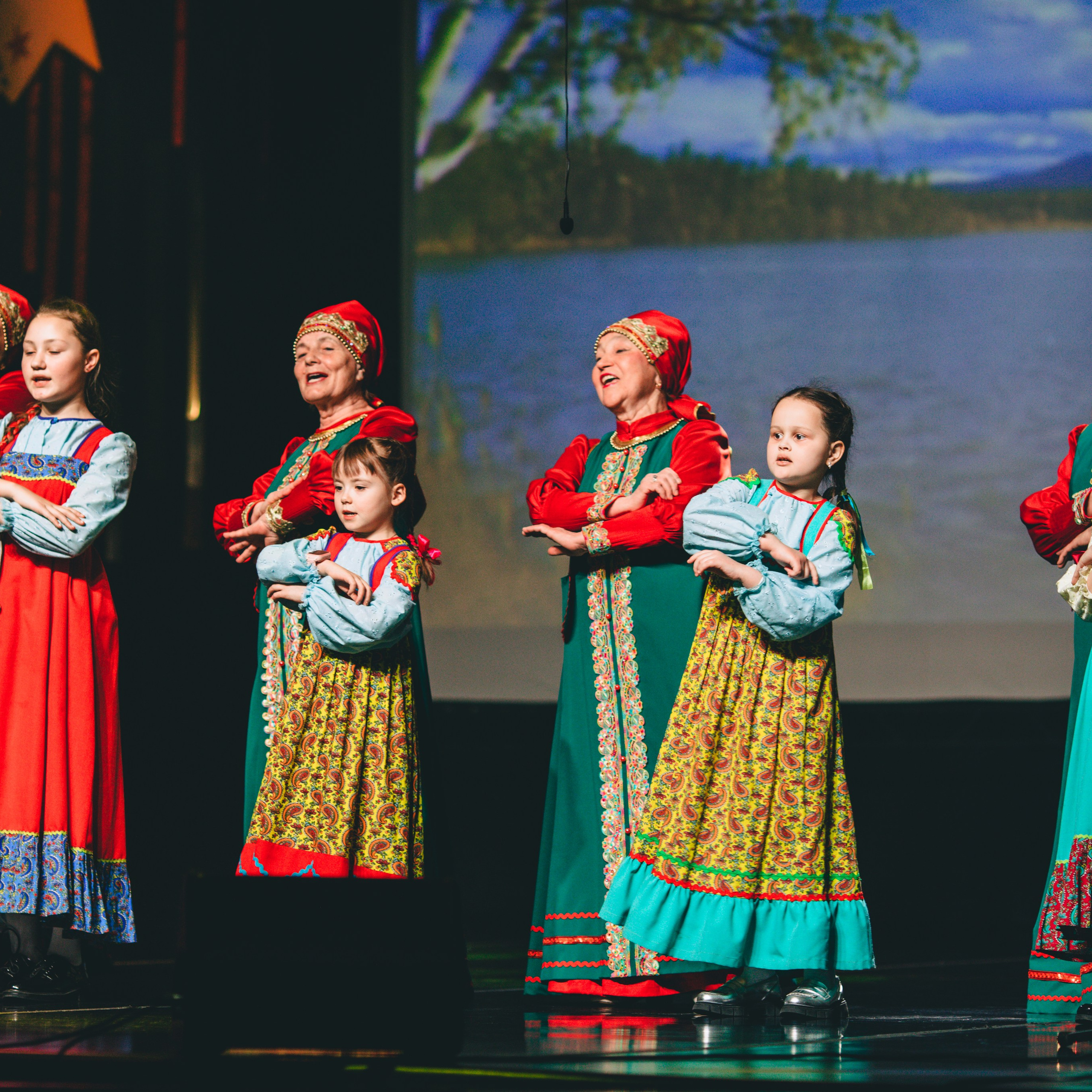 Фотосессия концерта посвященное Дню защитника Отечества. Дима Никитин свадебный и семейный фотограф в Ижевске и Удмуртии с 2007 года