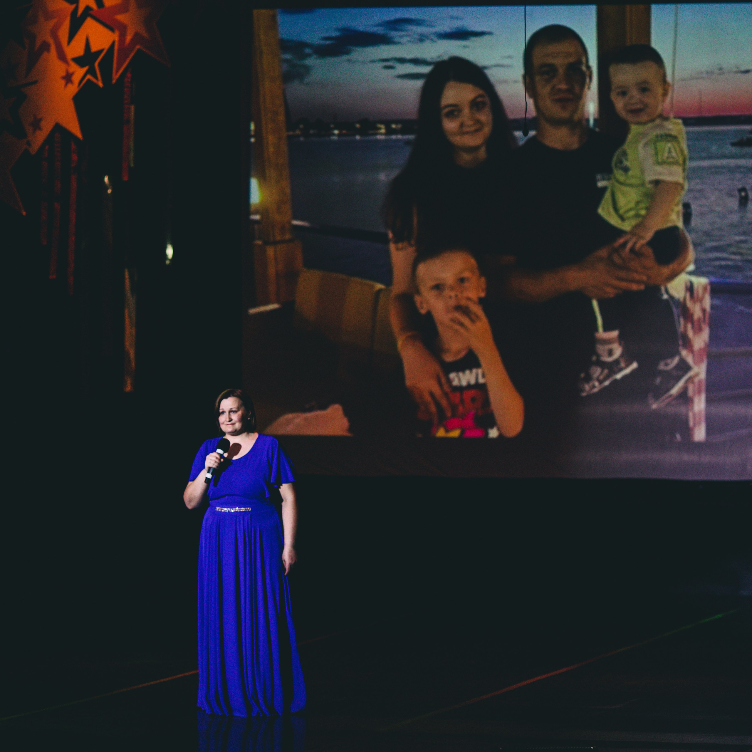 Фотосессия концерта посвященное Дню защитника Отечества. Дима Никитин свадебный и семейный фотограф в Ижевске и Удмуртии с 2007 года