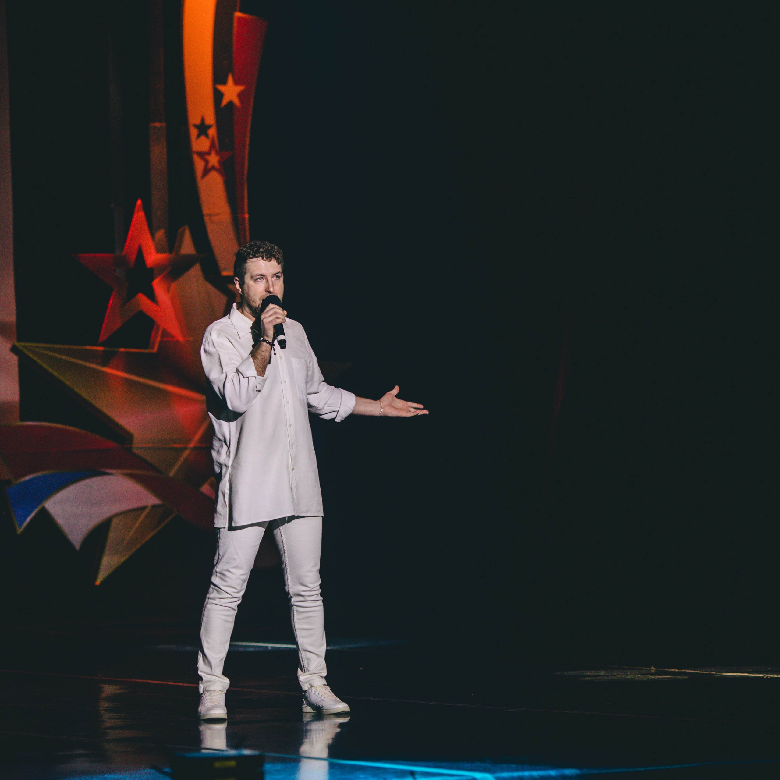 Фотосессия концерта посвященное Дню защитника Отечества. Дима Никитин свадебный и семейный фотограф в Ижевске и Удмуртии с 2007 года