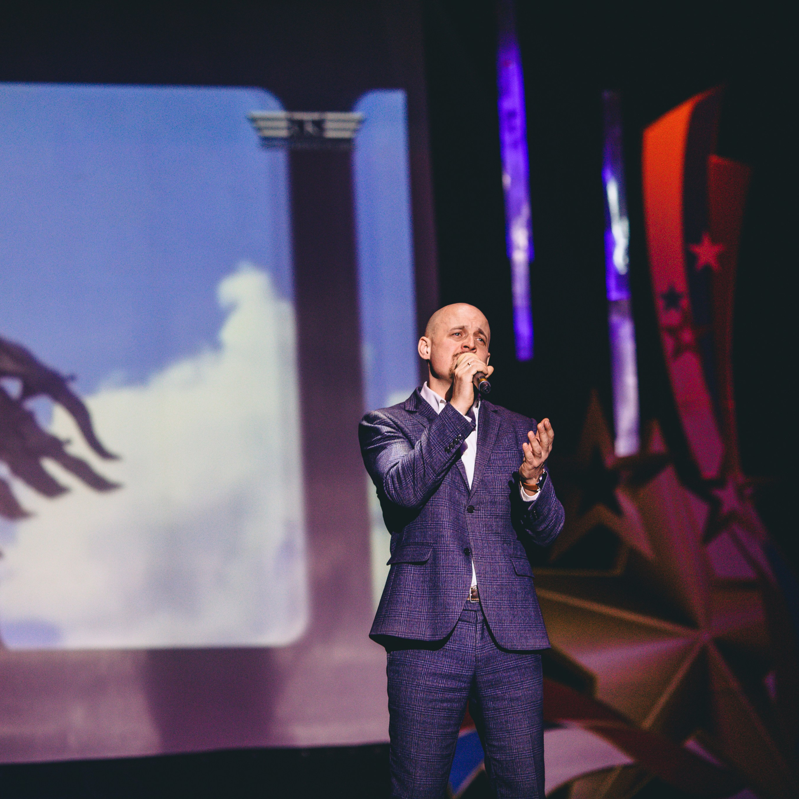 Фотосессия концерта посвященное Дню защитника Отечества. Дима Никитин свадебный и семейный фотограф в Ижевске и Удмуртии с 2007 года