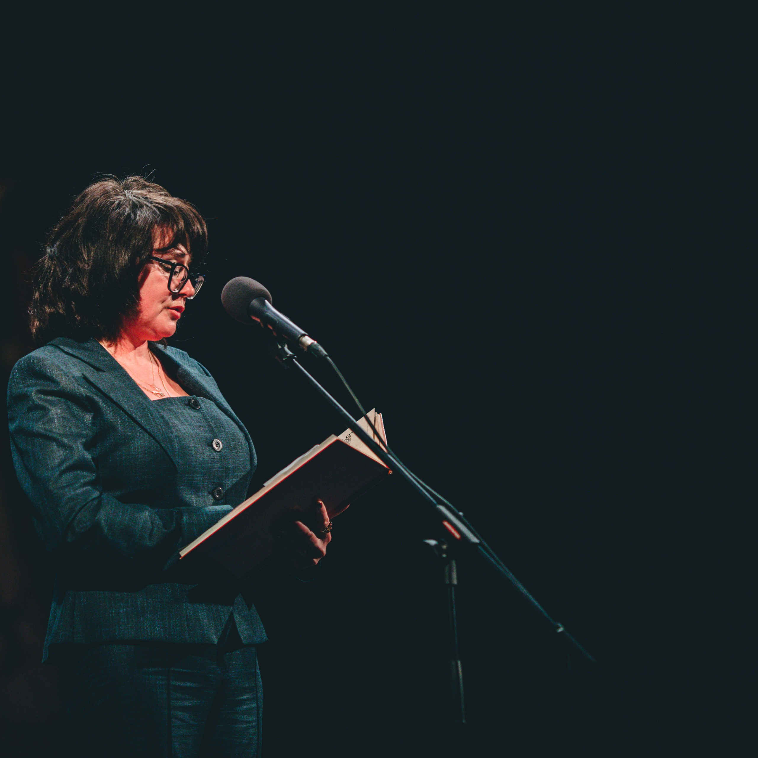 Фотосессия концерта посвященное Дню защитника Отечества. Дима Никитин свадебный и семейный фотограф в Ижевске и Удмуртии с 2007 года