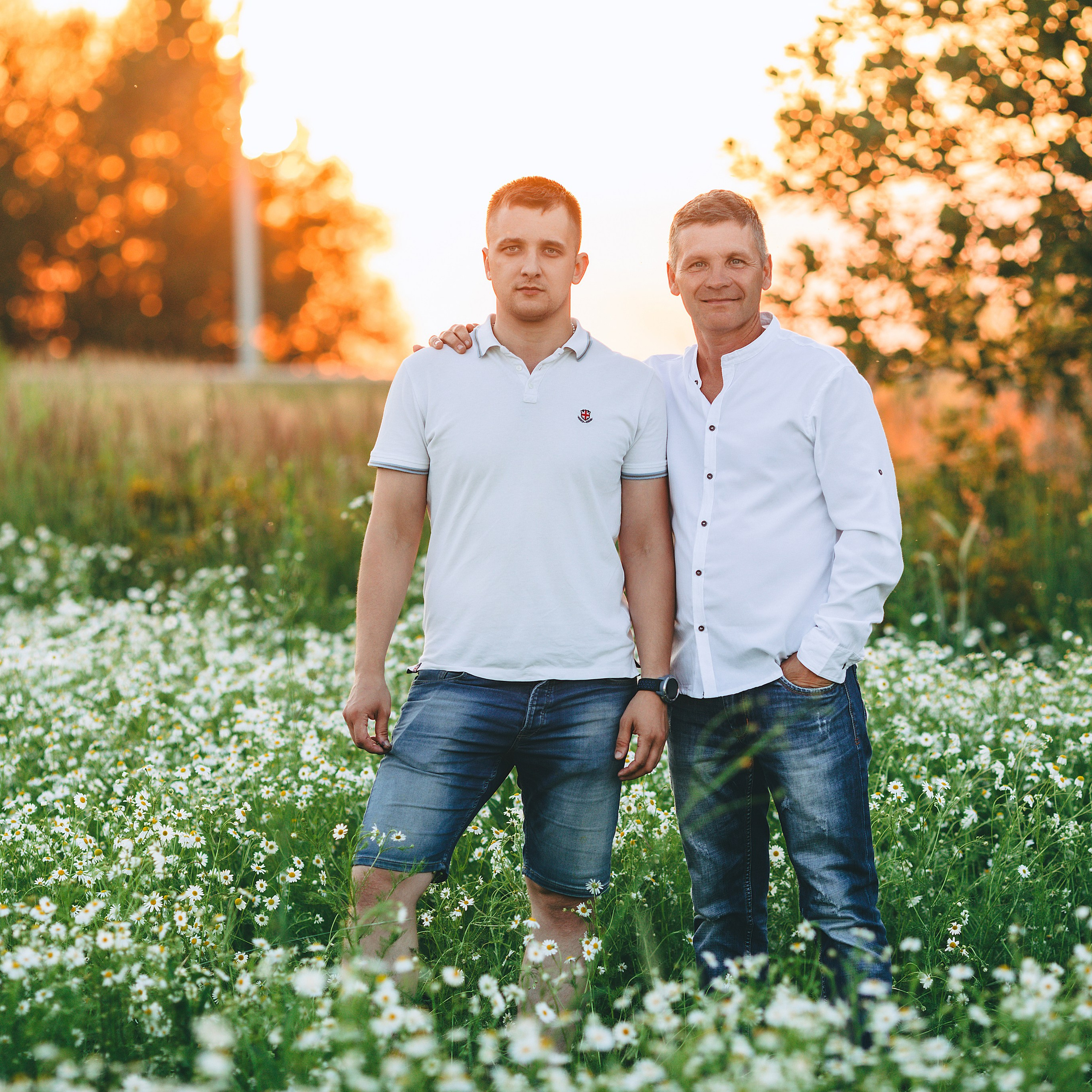 Большая семейная фотосессия за Ижевском в ромашковом поле. Дима Никитин свадебный и семейный фотограф в Ижевске и Удмуртии с 2007 года