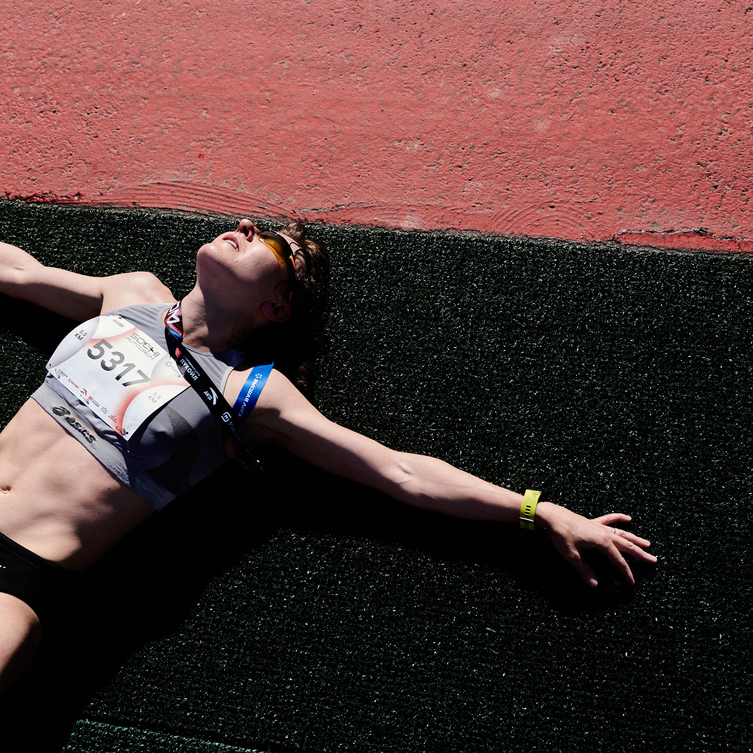GROUNDED. Фотограф Сочи Александр Лашкул