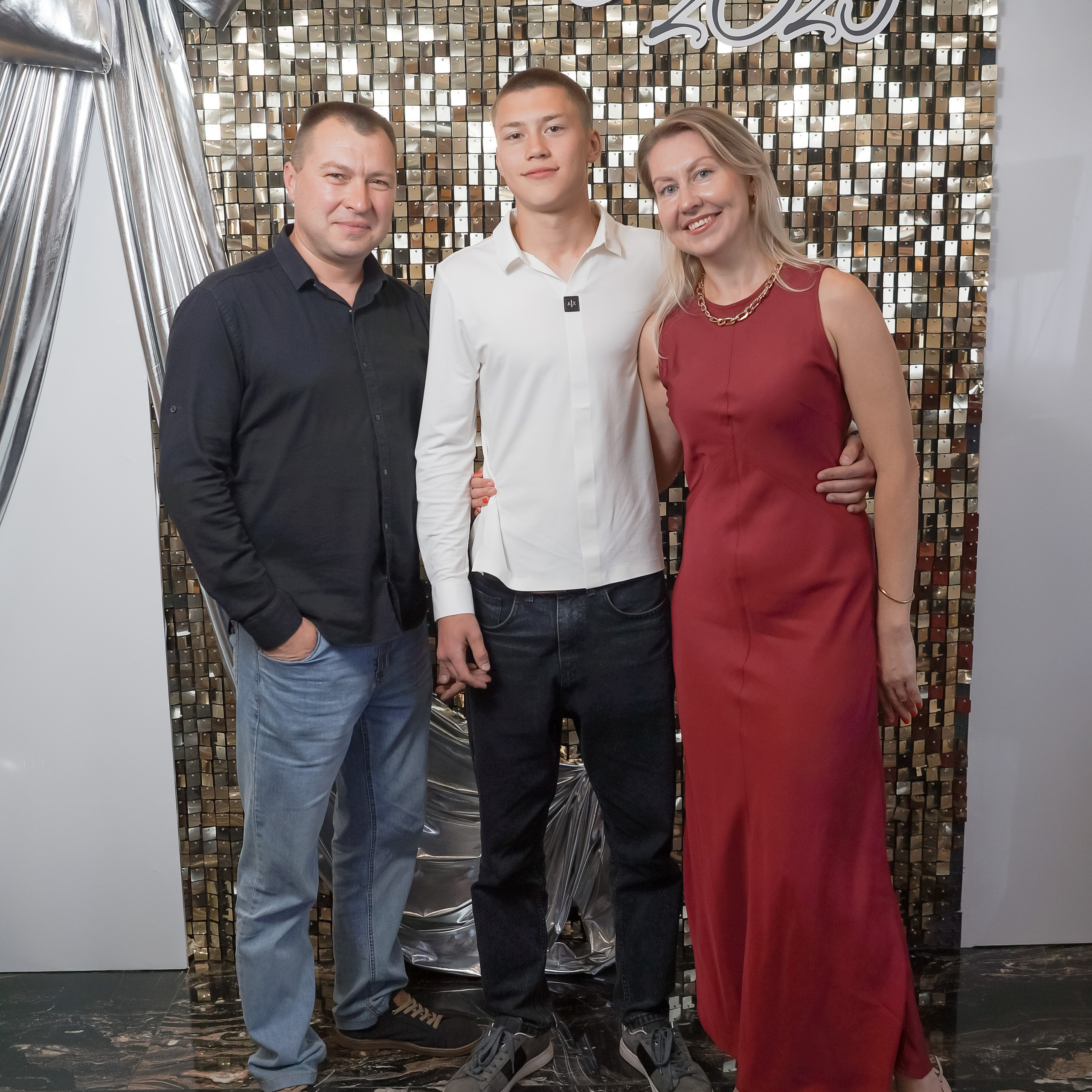 Выпускной бал. Выпускные альбомы в Набережных Челнах