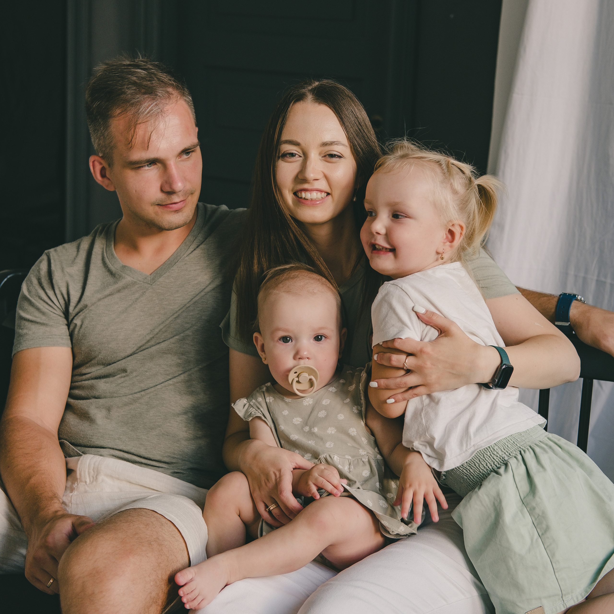 Семейная съемка в фотостудии