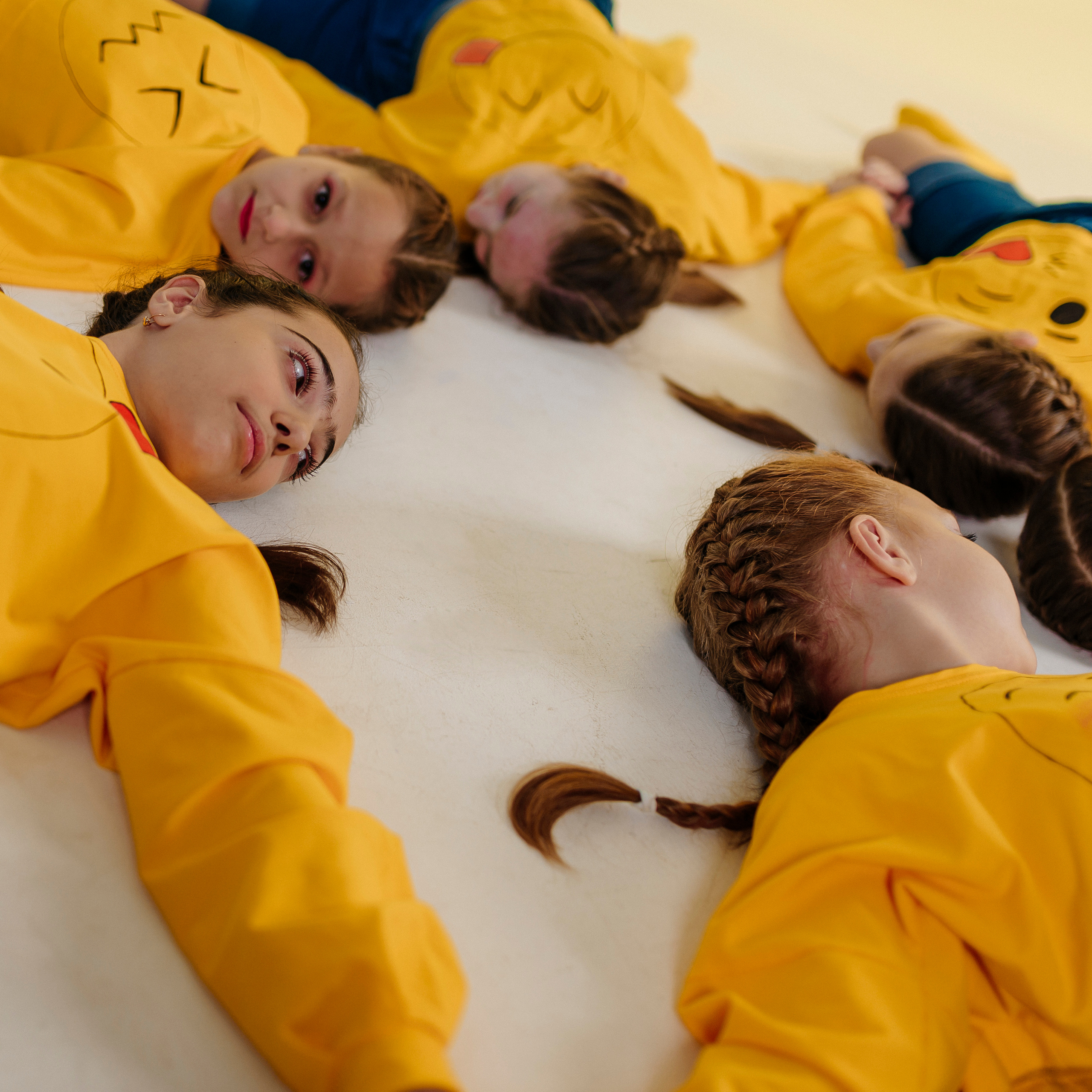 Средняя группа и&nbsp;дуэт En Dehors