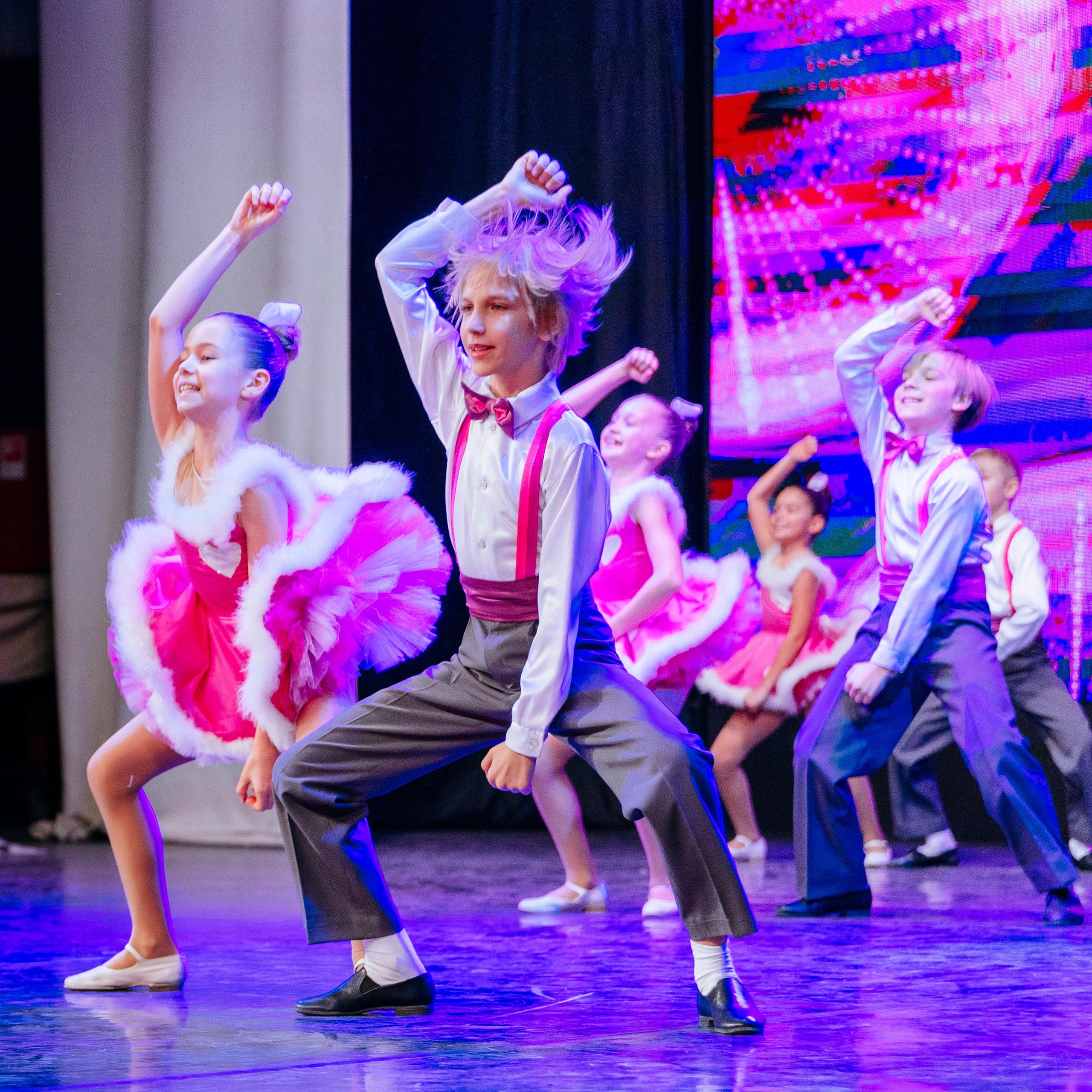 Новогодний концерт Ровесник