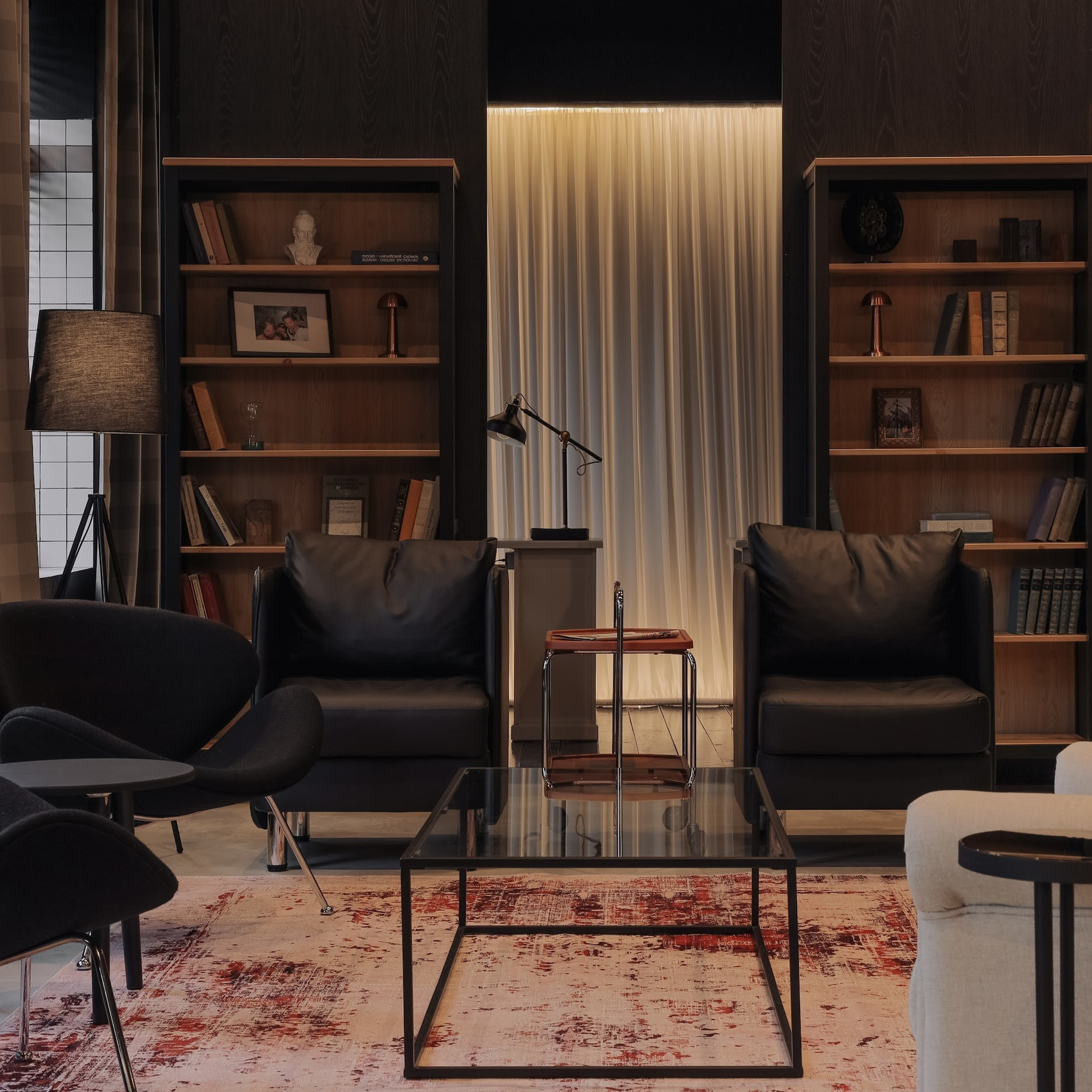 «Абсолютно мужской» маникюрный салон