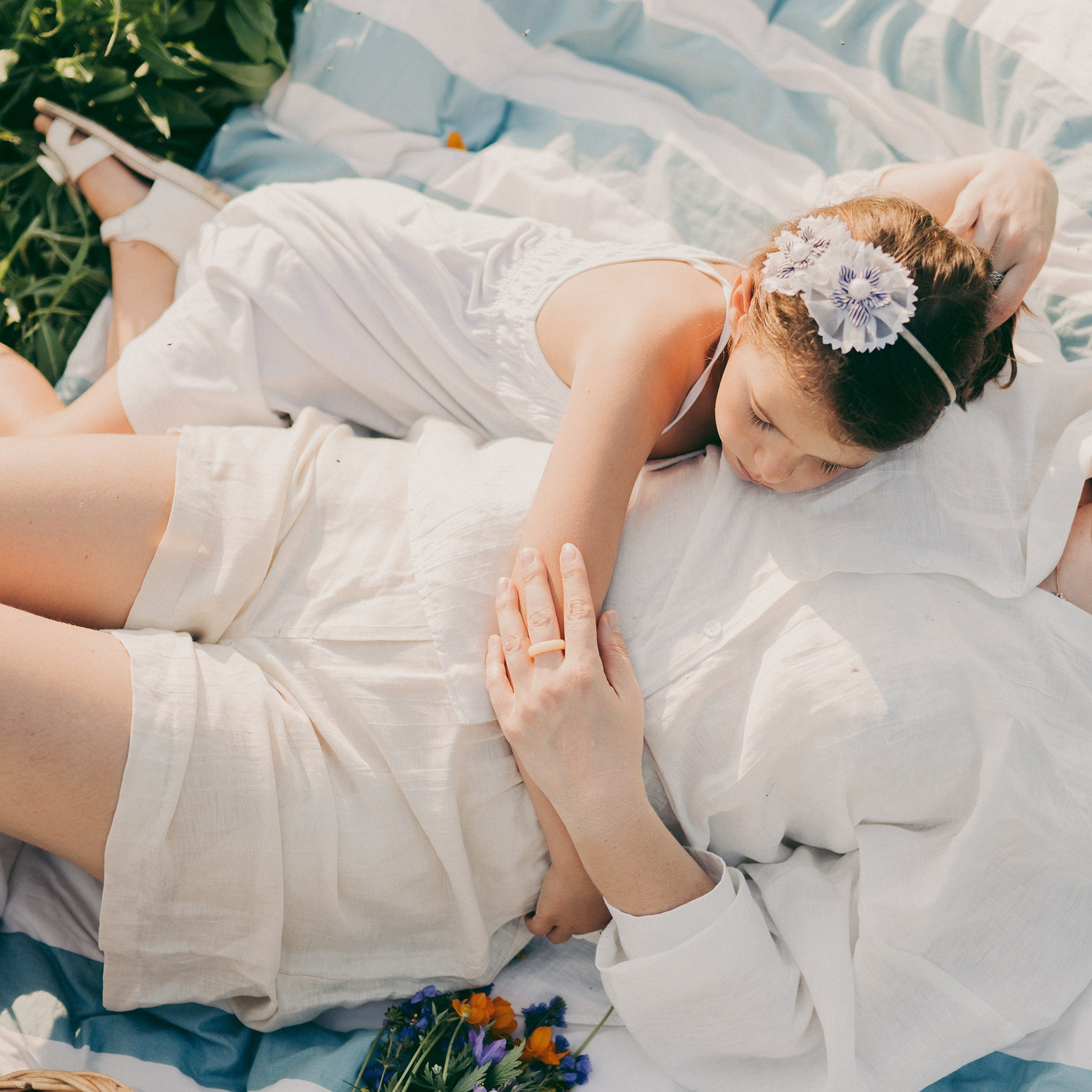 Катя и Лена