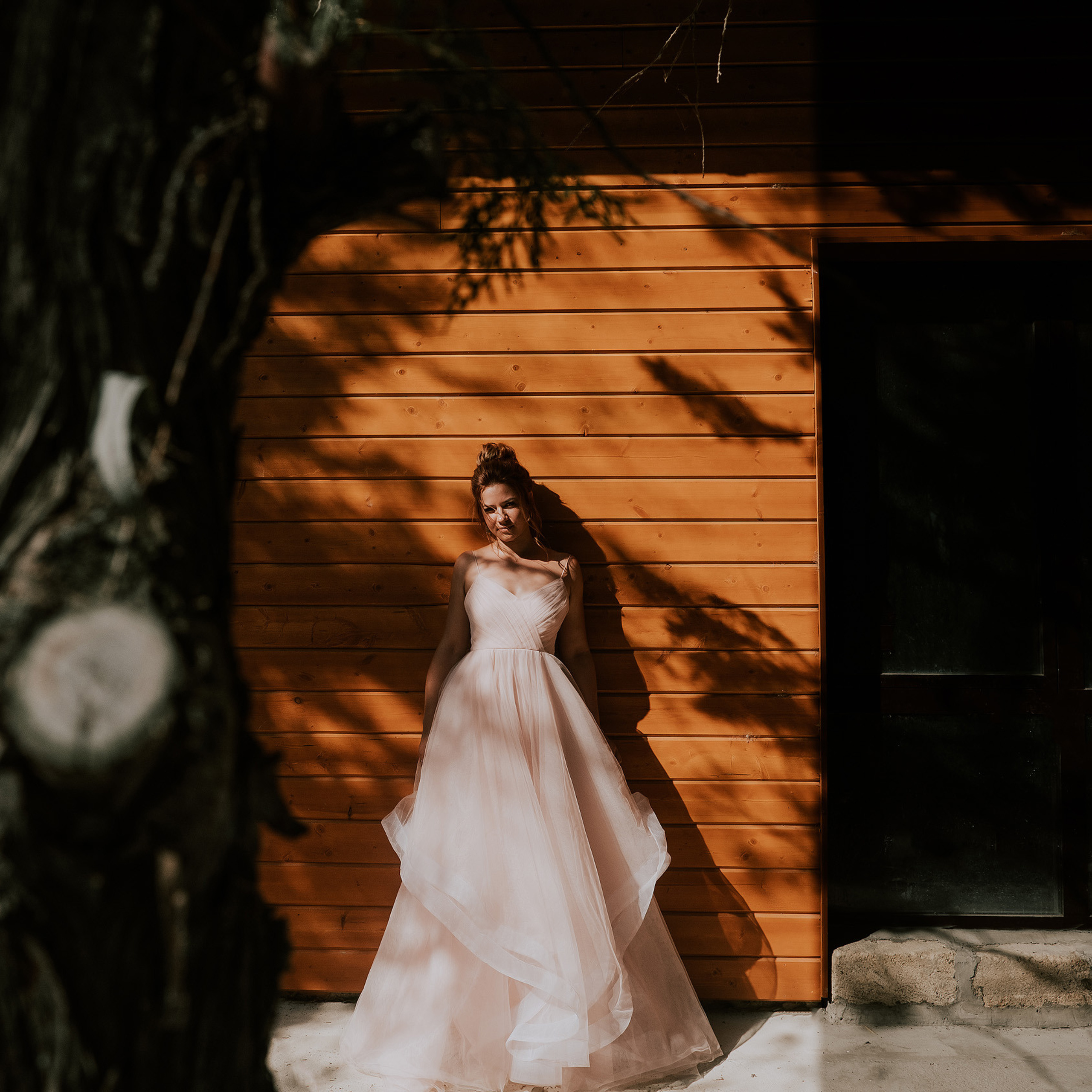 Модный портрет невесты в жёстком свете Ставрополь.