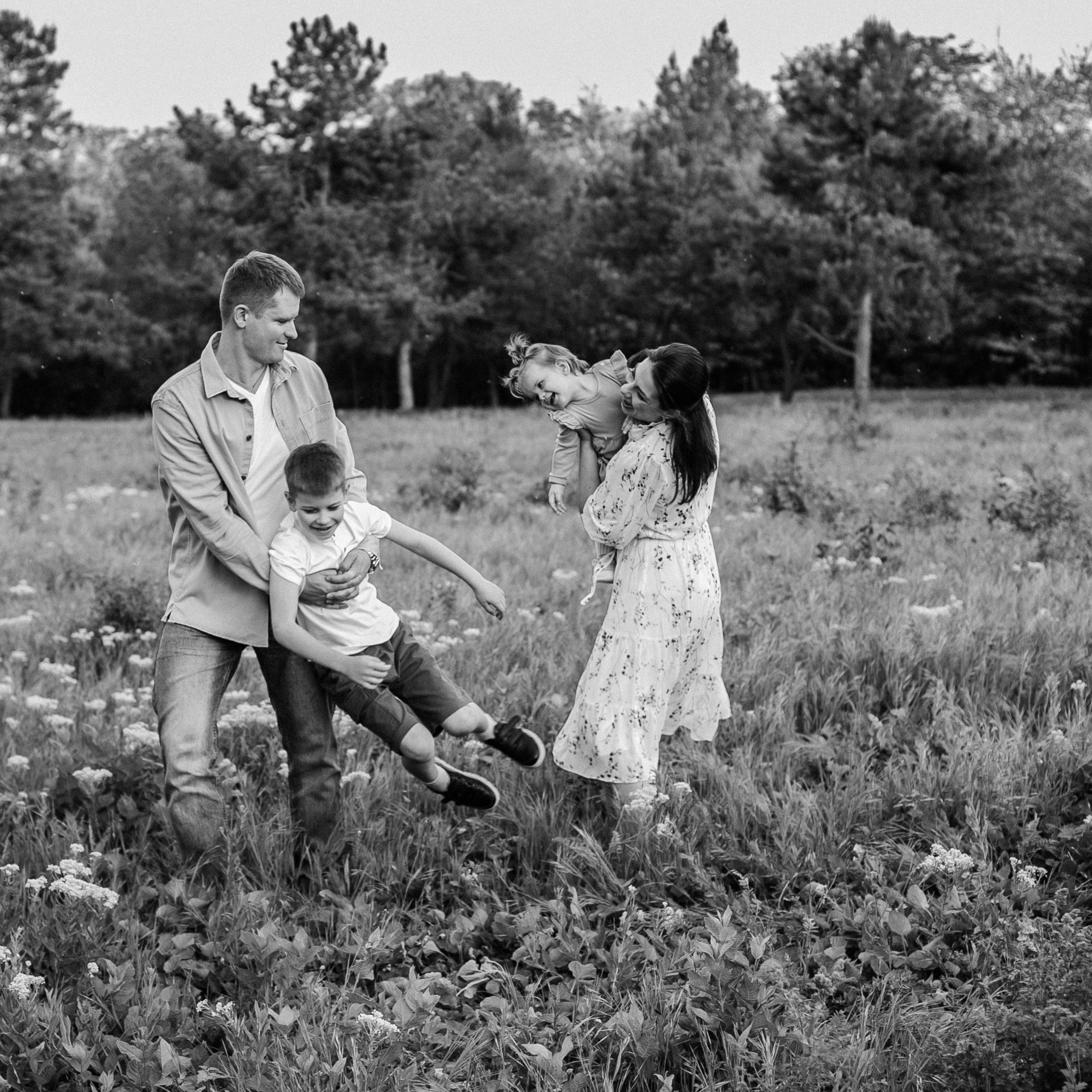 Тёплый апрель