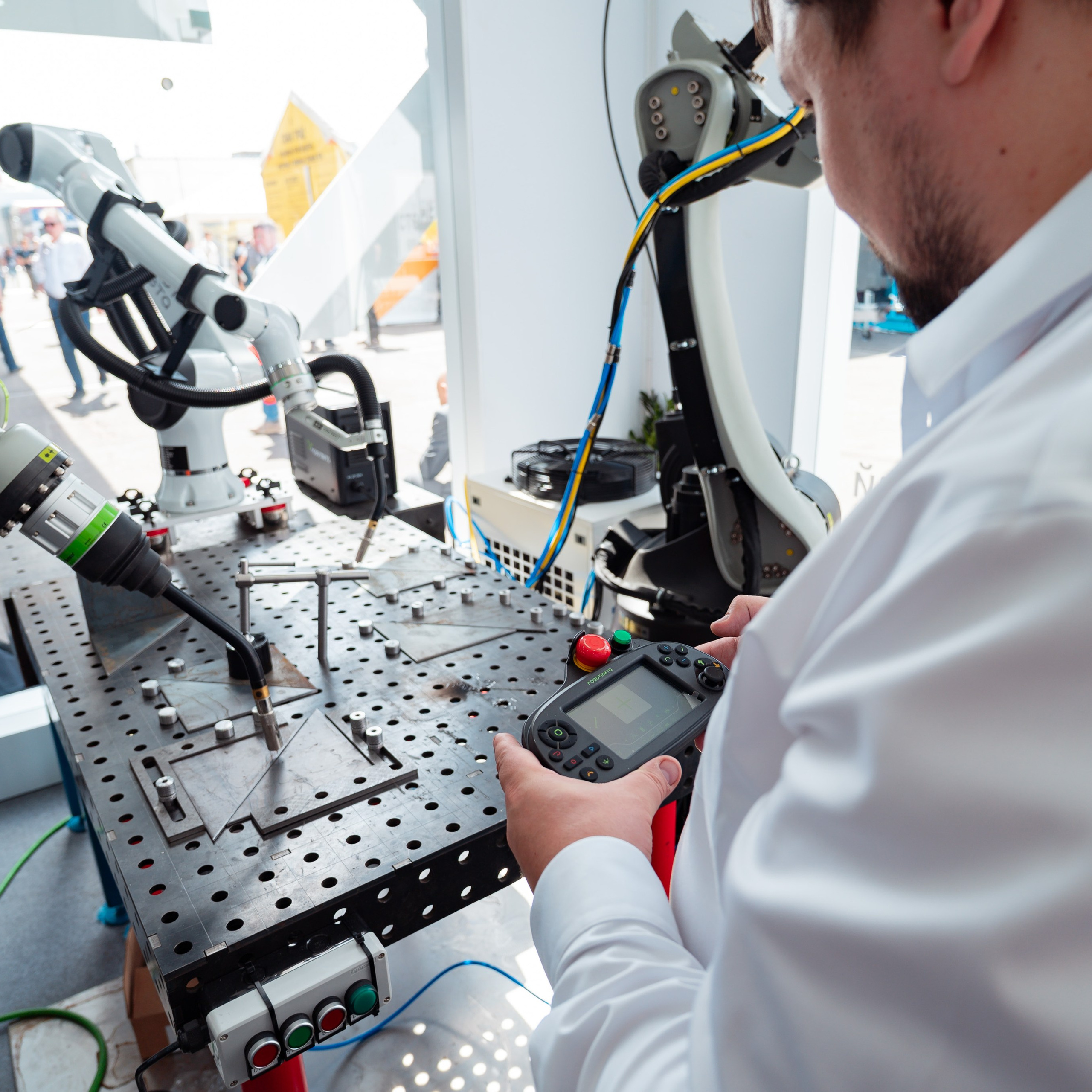 Фотограф на выставку. Репортажный фотограф в Москве Измалков Артем