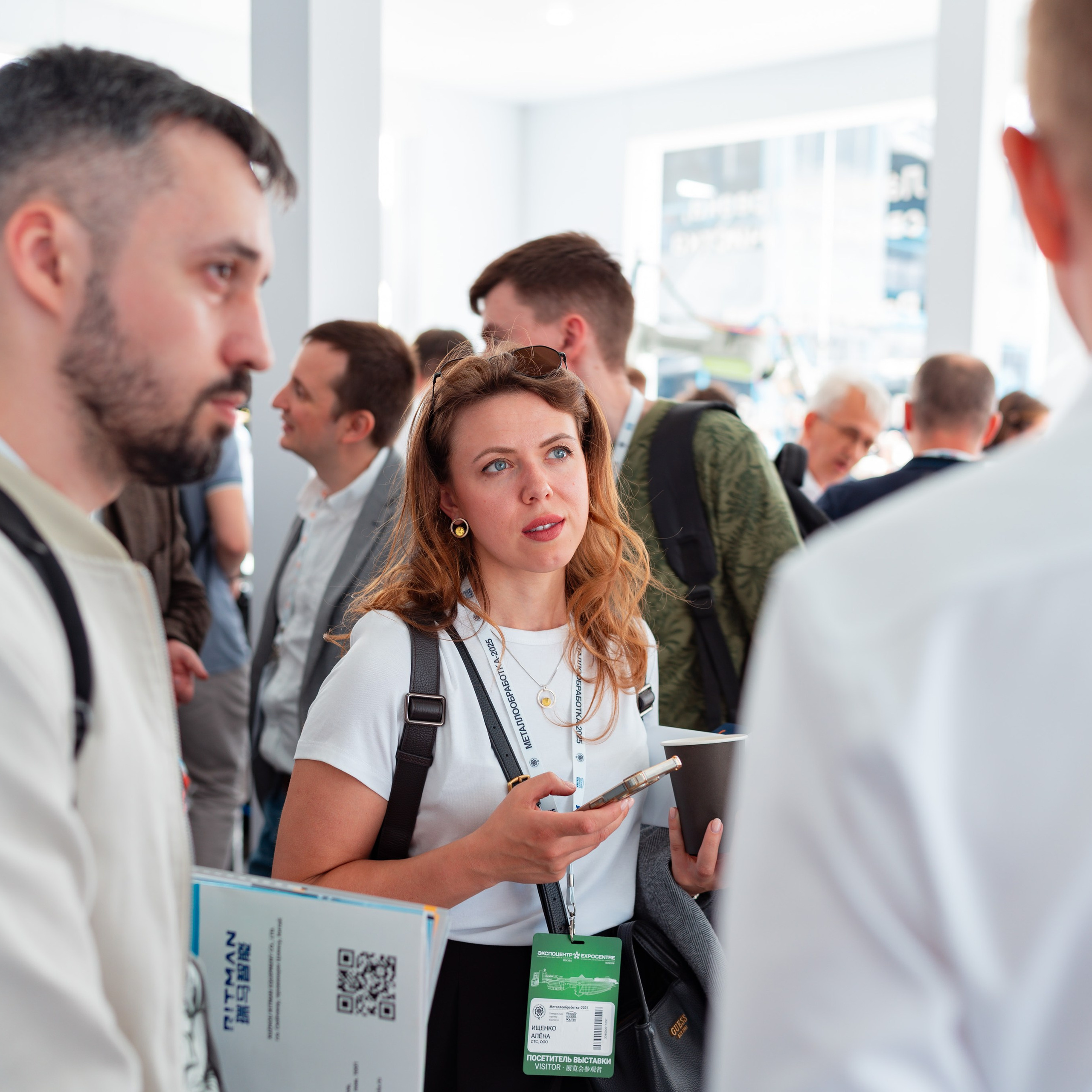 Фотограф на выставку. Репортажный фотограф в Москве Измалков Артем