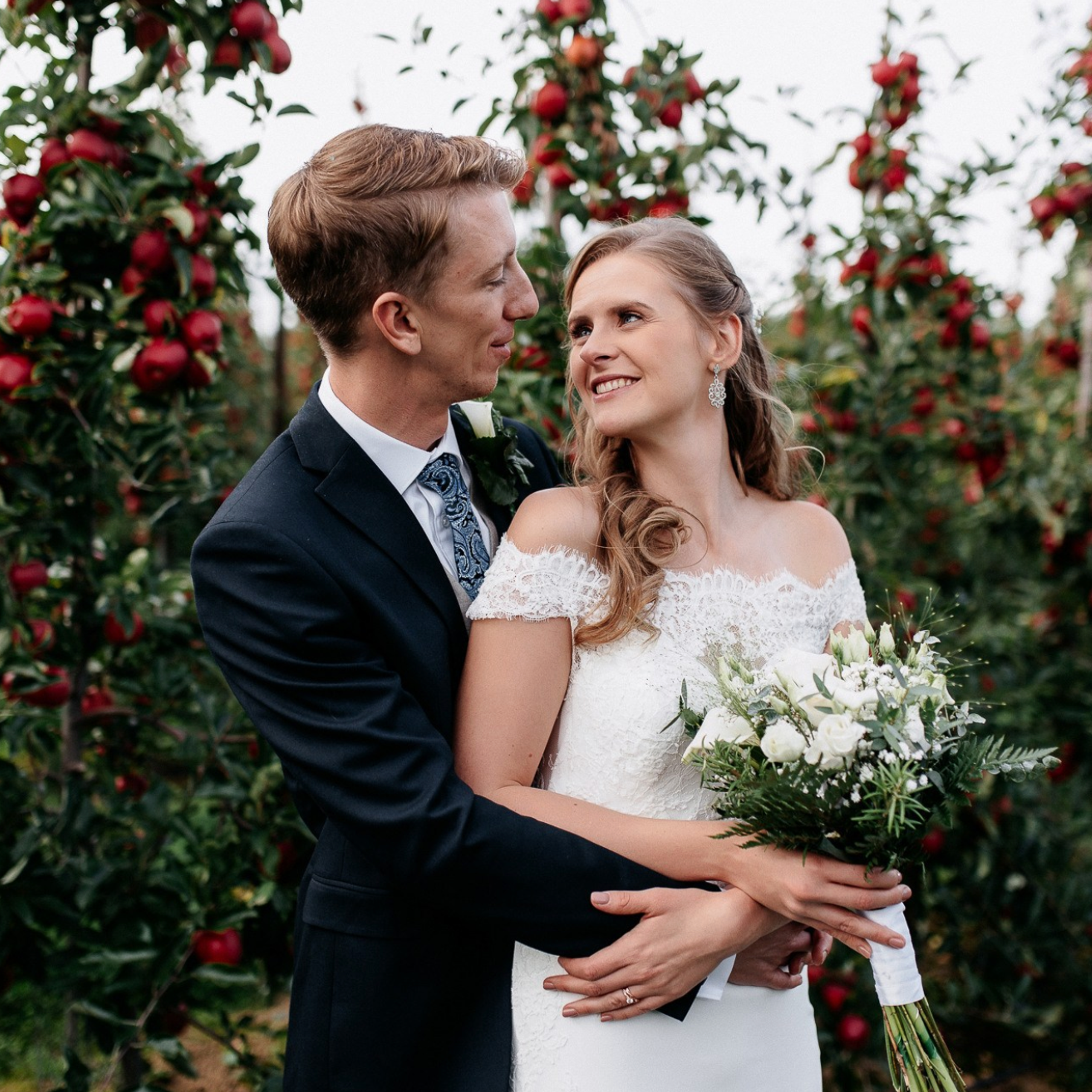 Matt & Amy | The Barn Yard