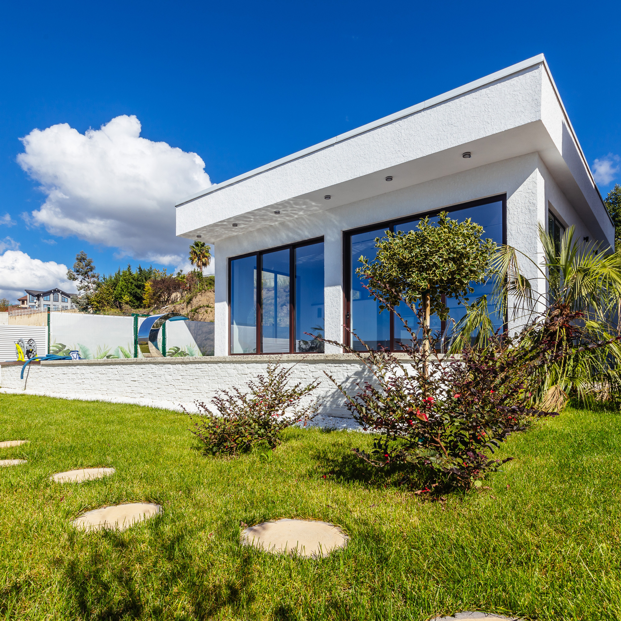 Дома / Коттеджи / Таунхаусы