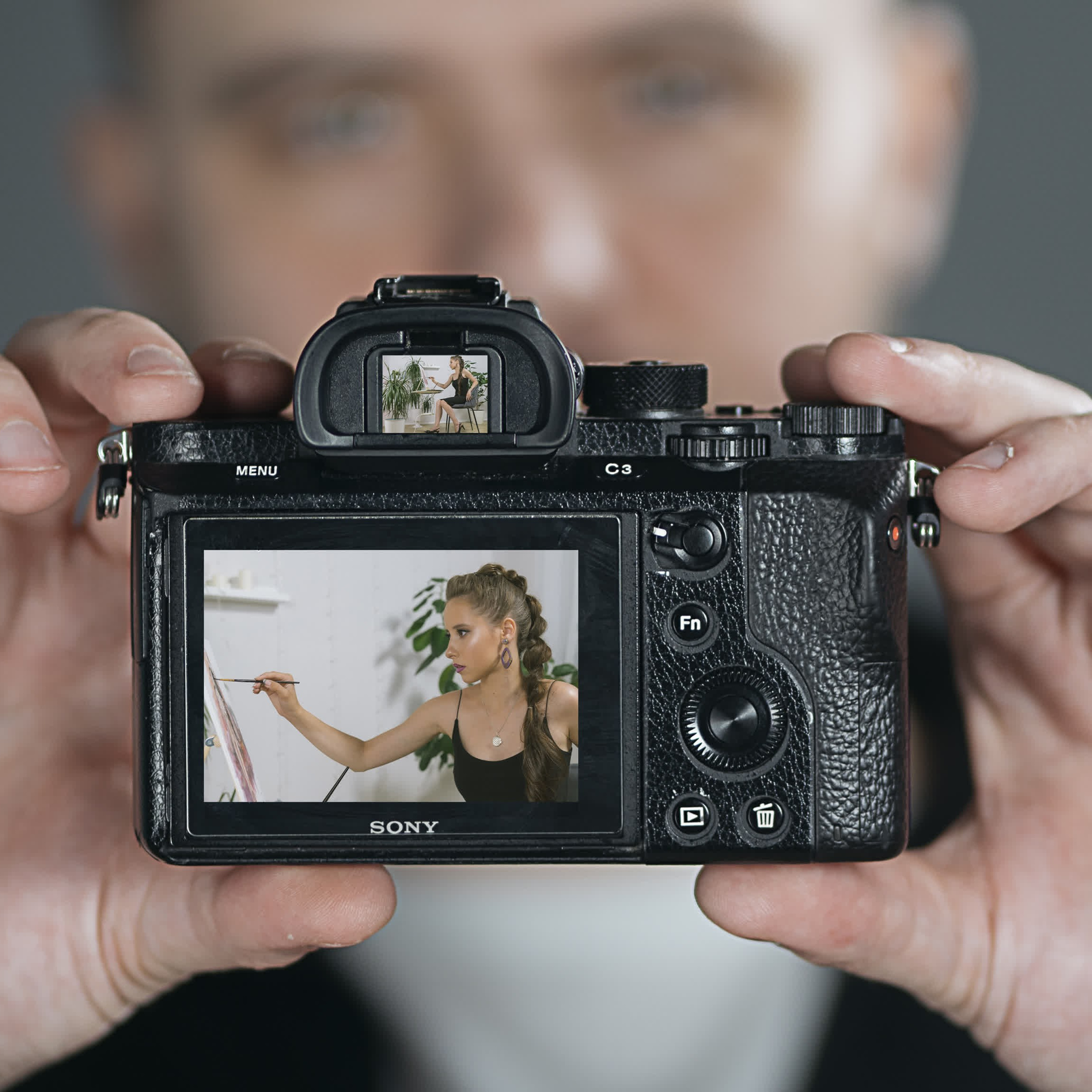 Художница Соня Афанасьева