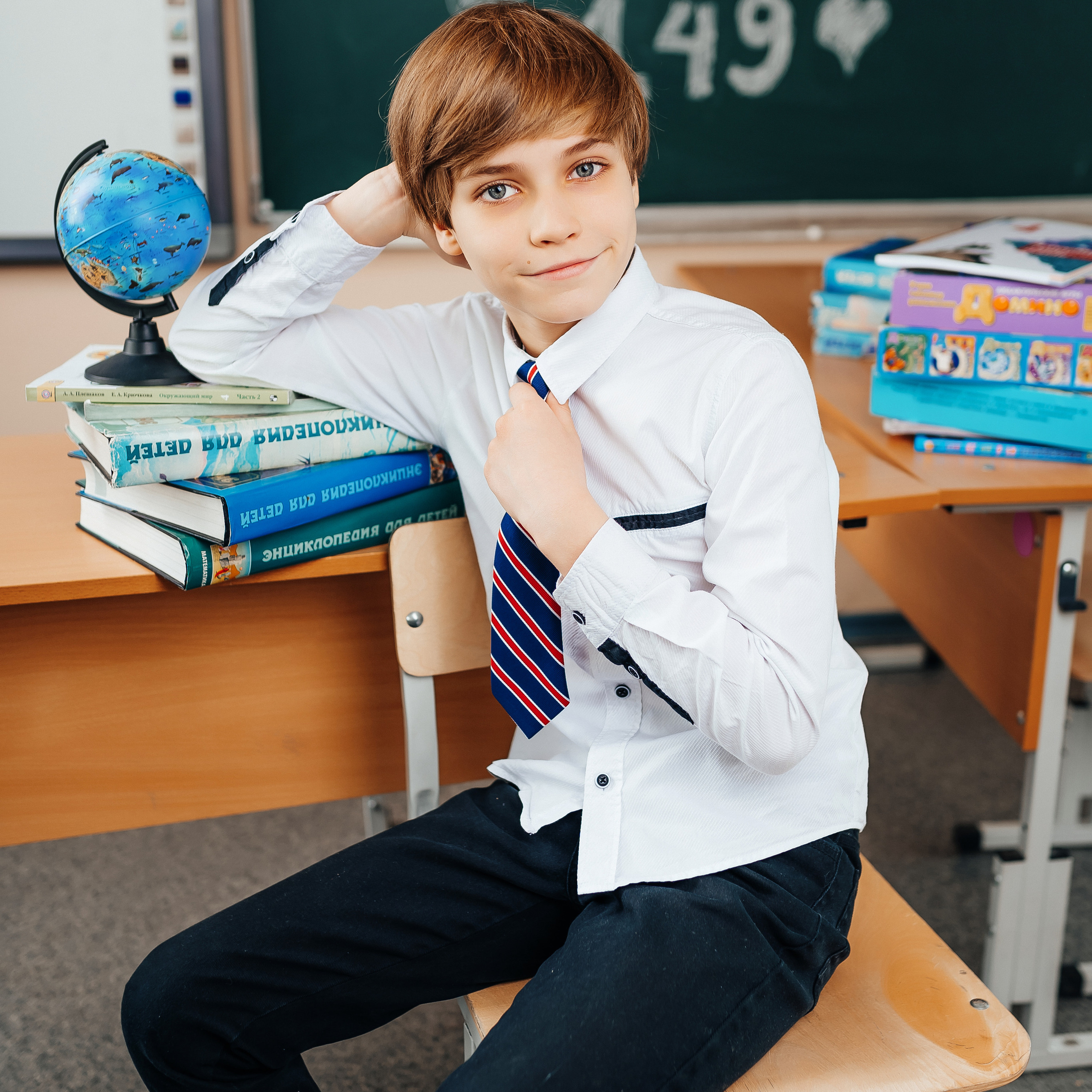 4 Класс. Портреты в школе.