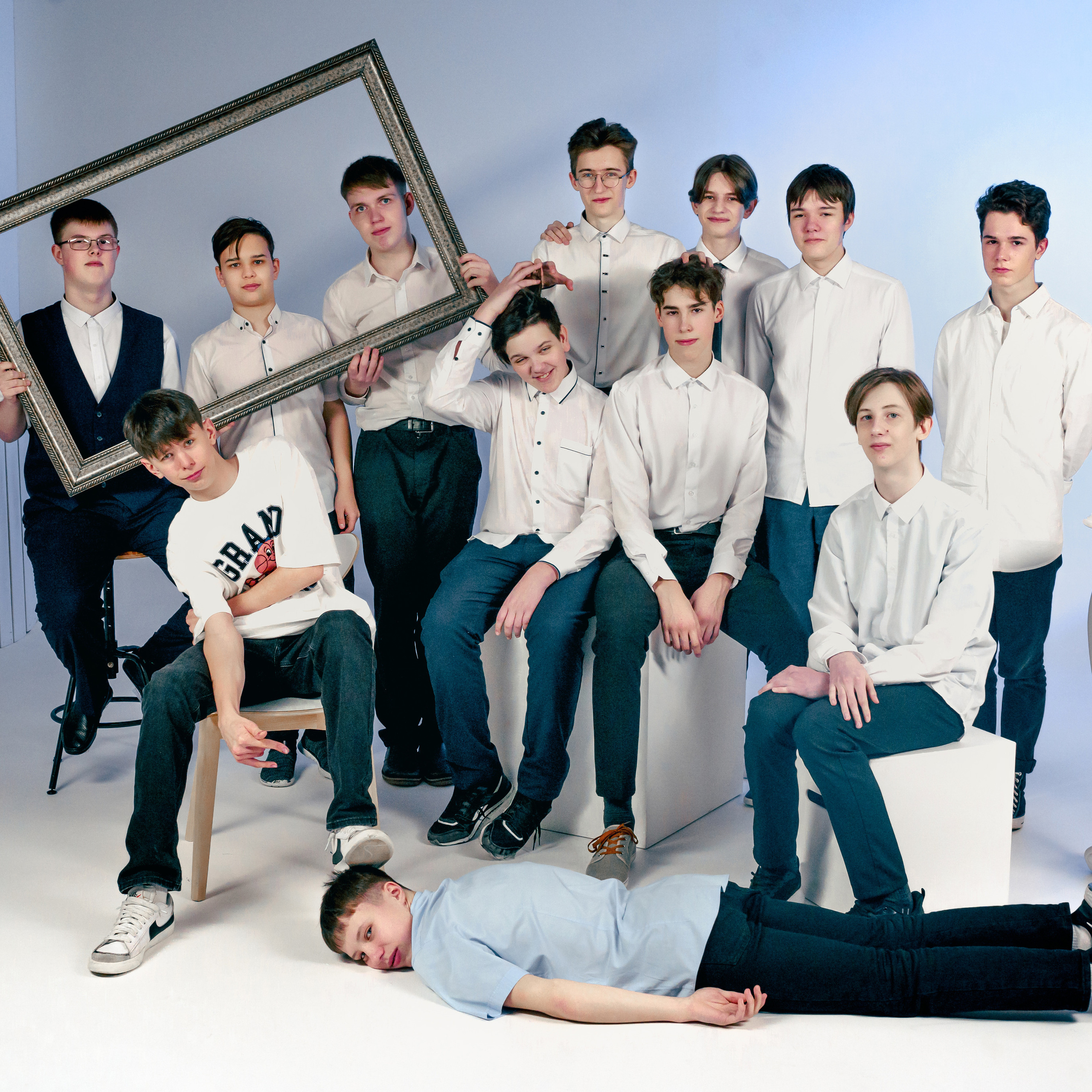 9 класс. Групповые снимки с цветными насадками.