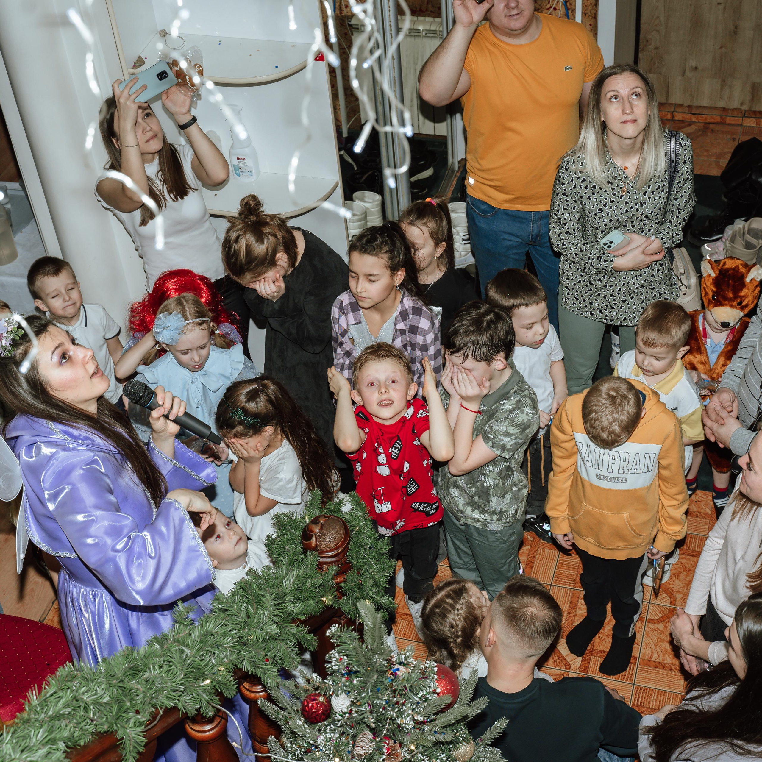 Фото с утренников для учеников младших классов