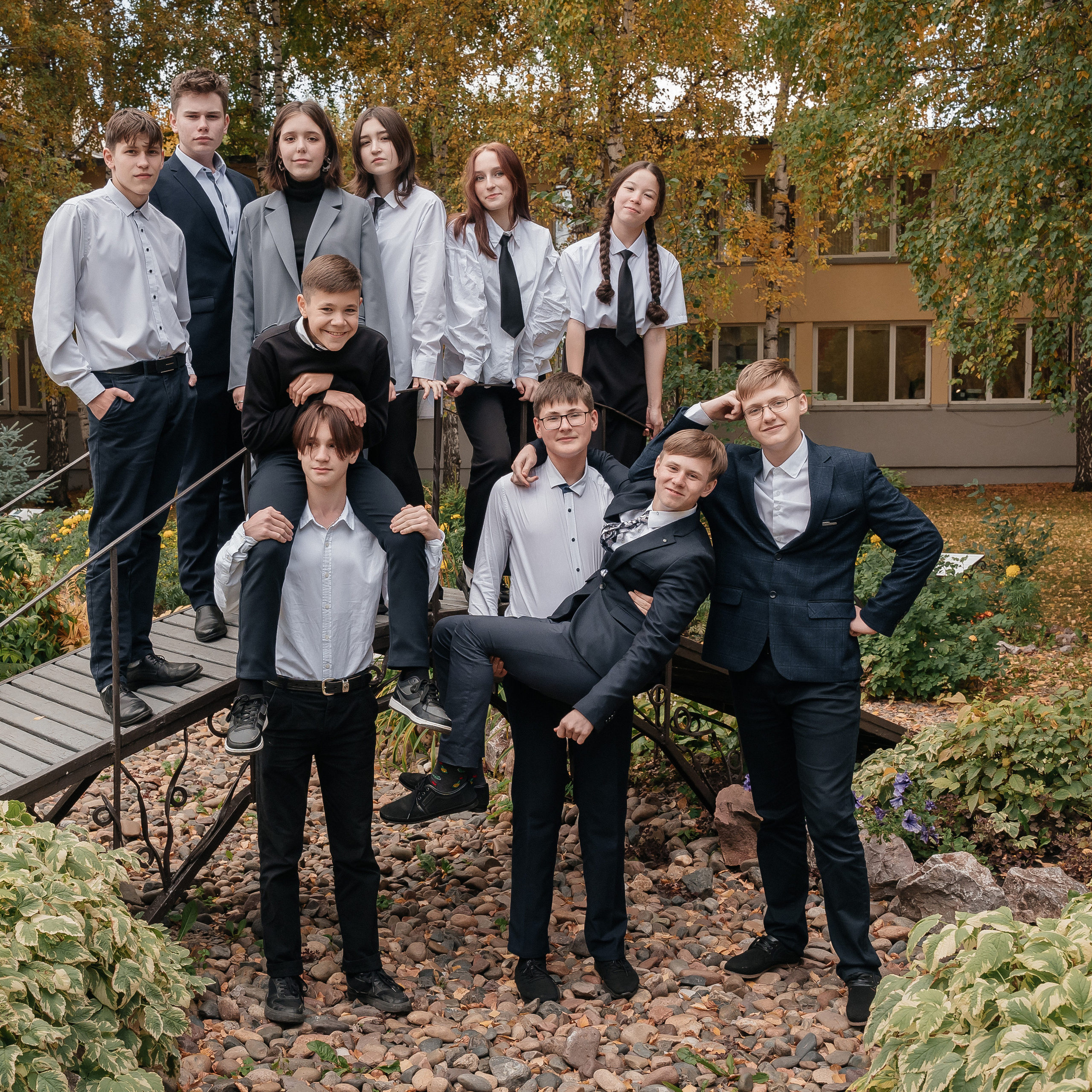 Выпускной альбом 9 класс