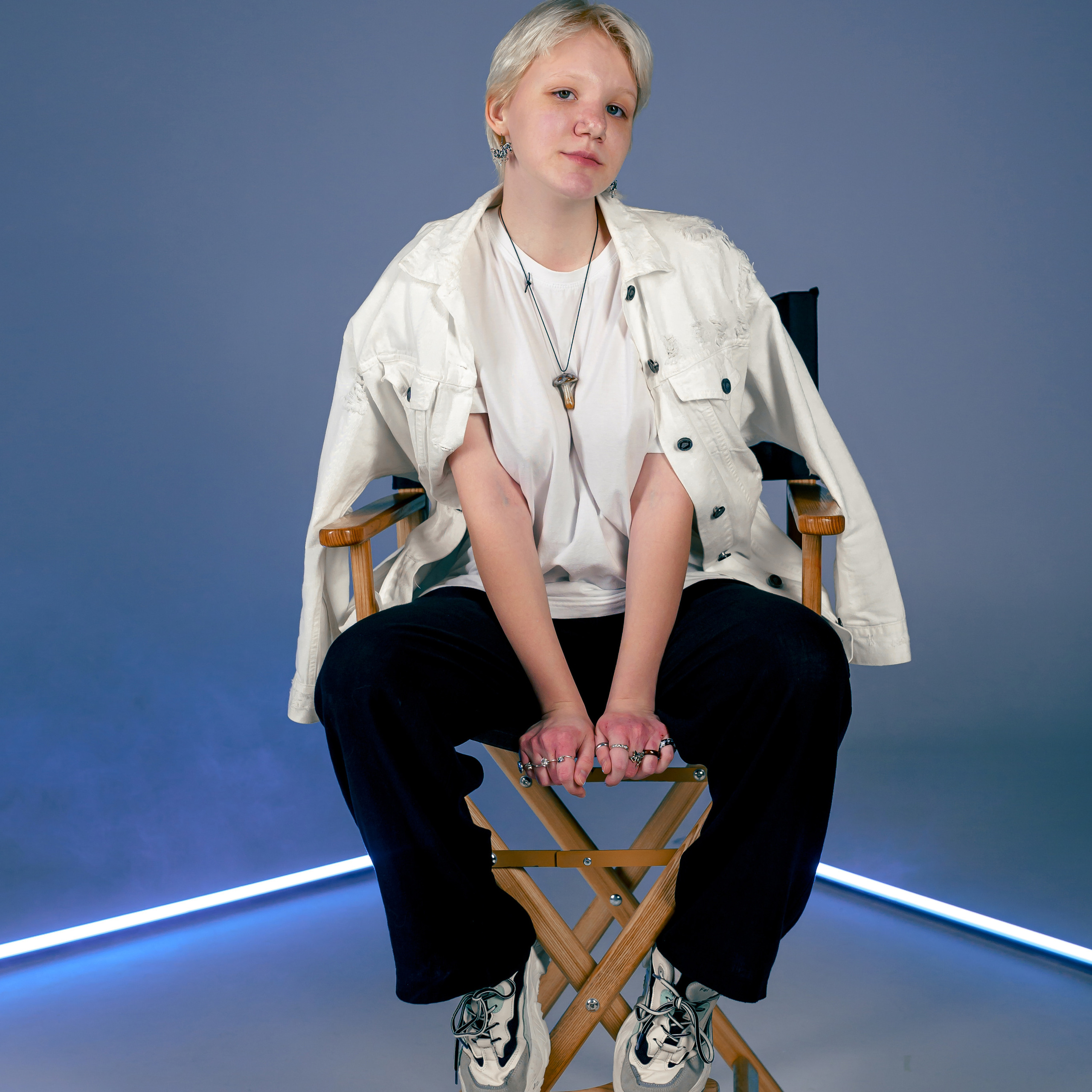 11 класс. Портреты со световыми мечами.