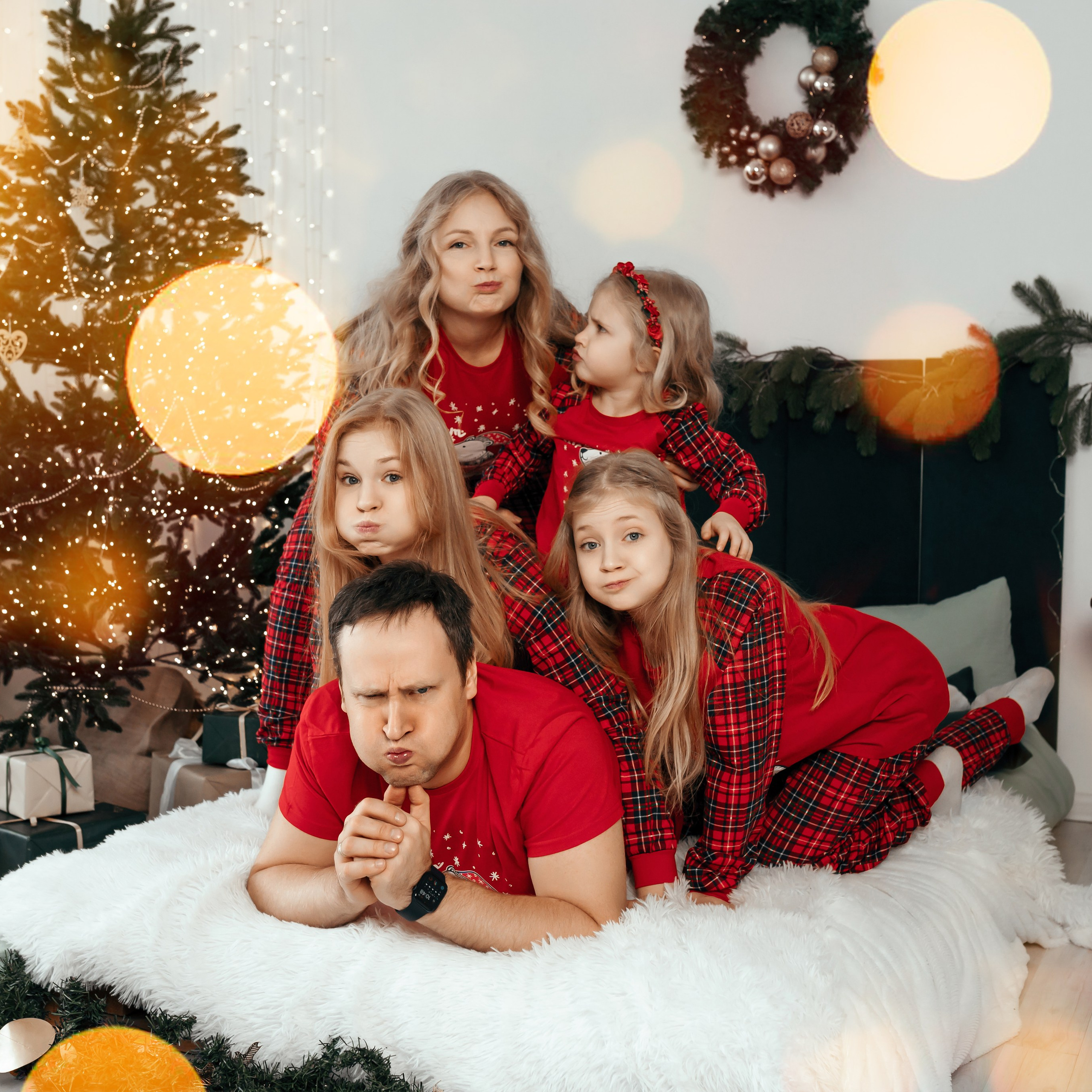 Мама, папа.....