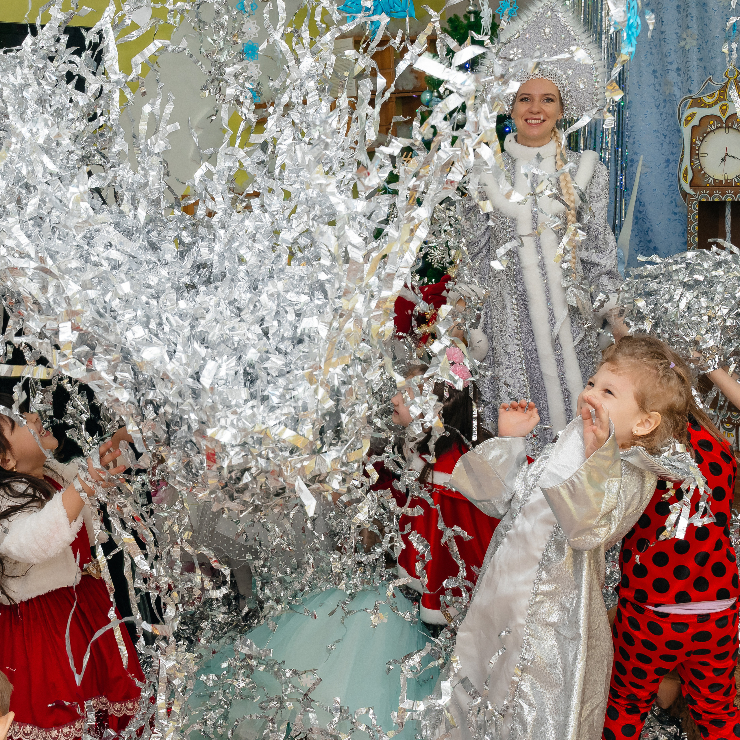 Утренник в детском саду (старшая группа)