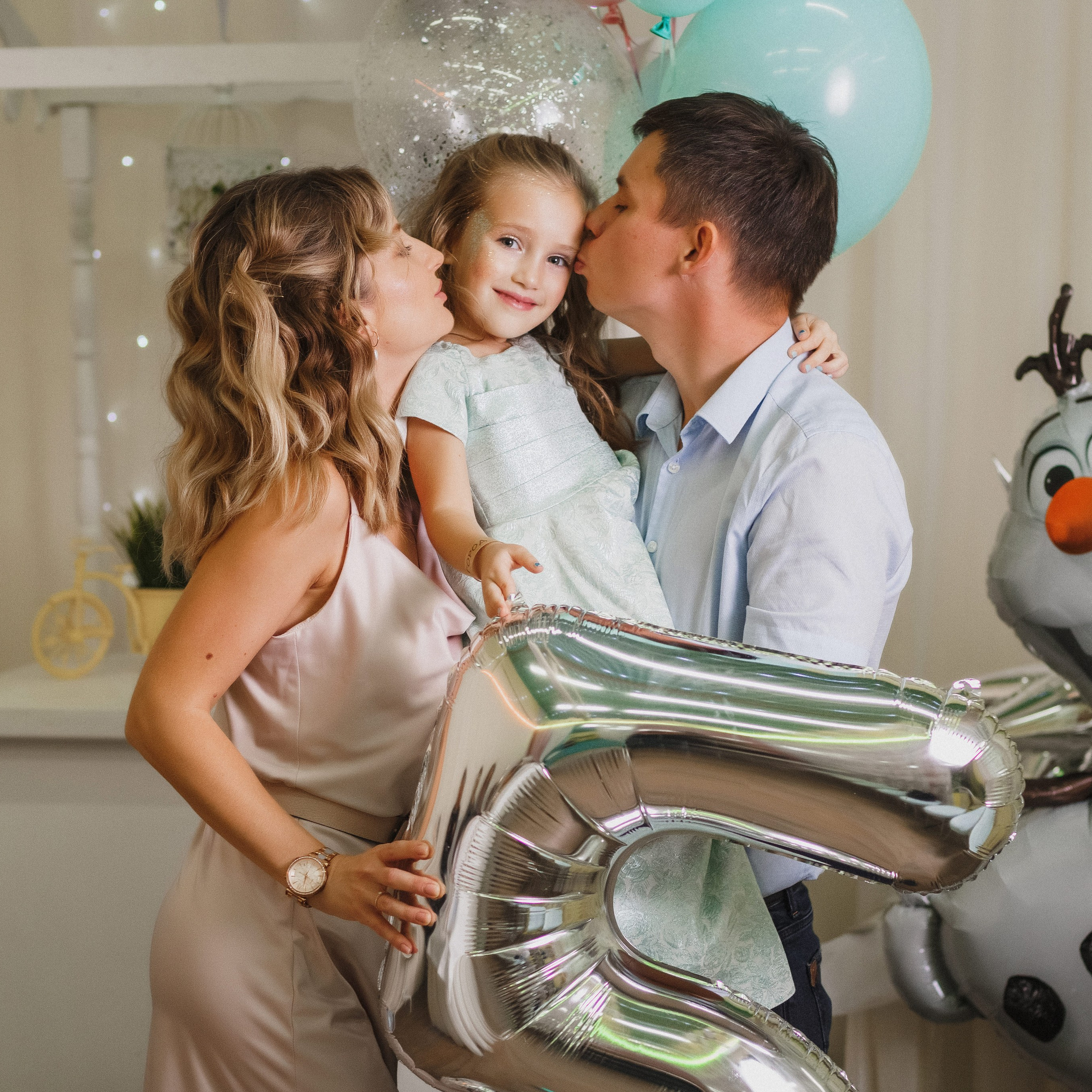 5 лет Анжелики в Тортуге