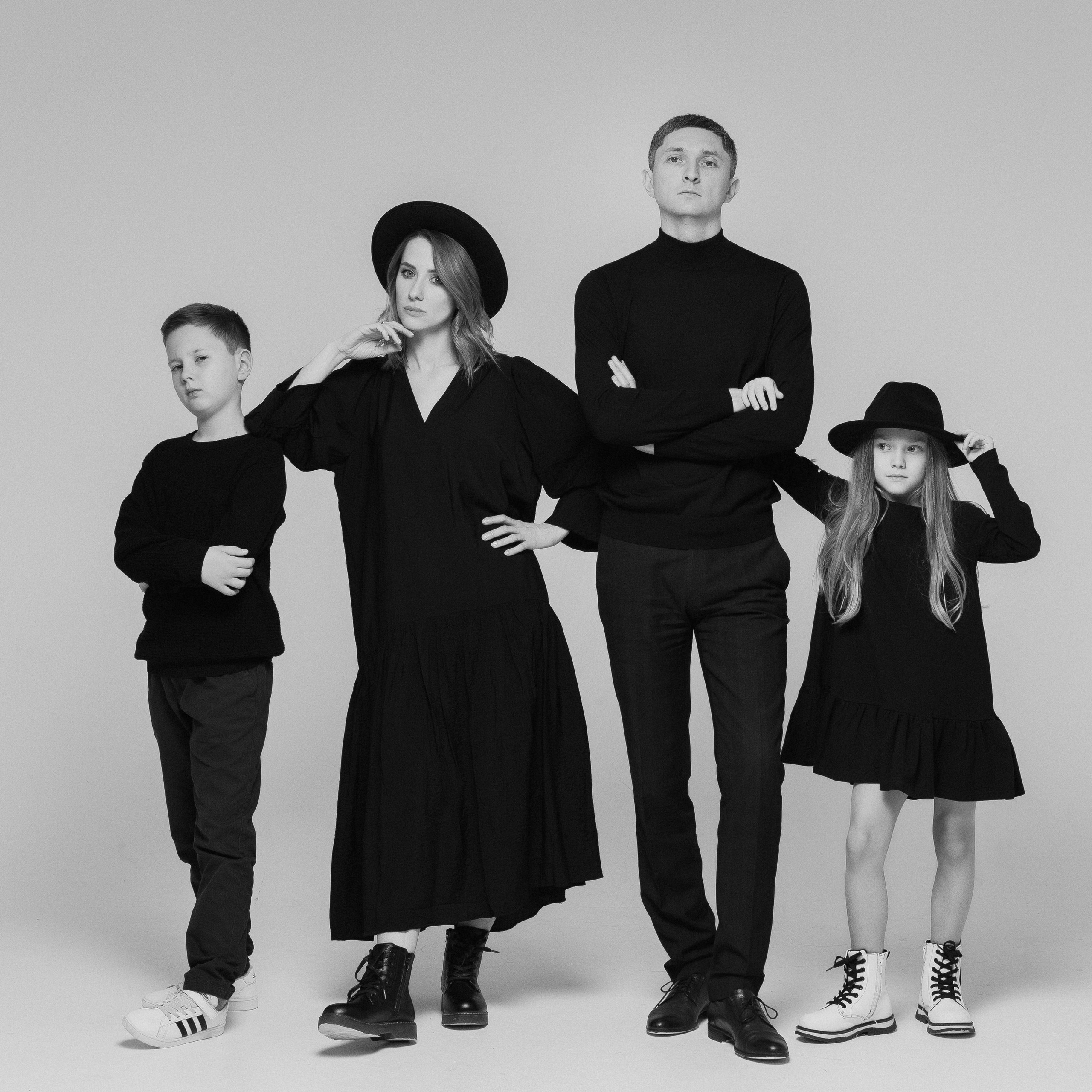 Саша Оля Никита Олеся