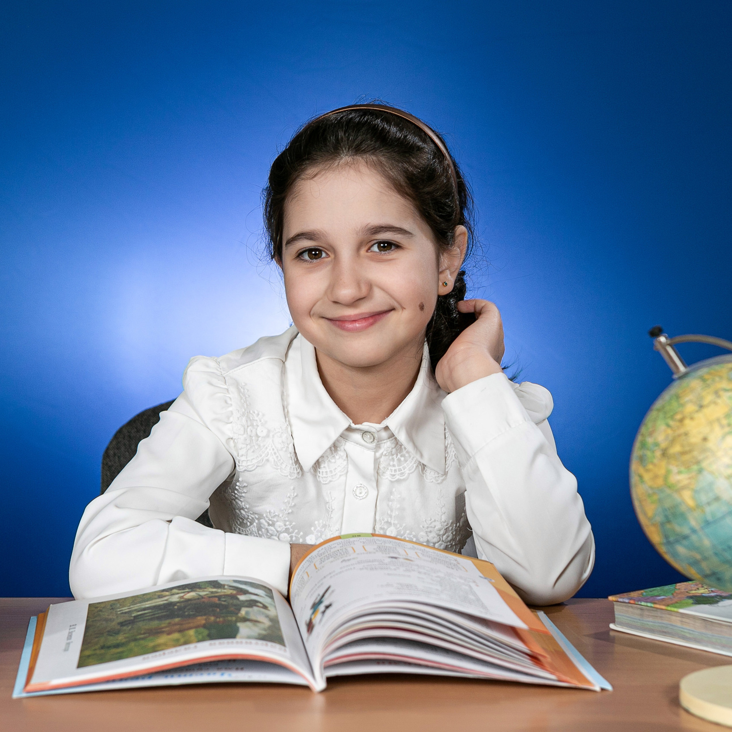 Фотограф Сергей Герасимов отзывы. Выпускные альбомы. Школьный и детский фотограф в Гатчине