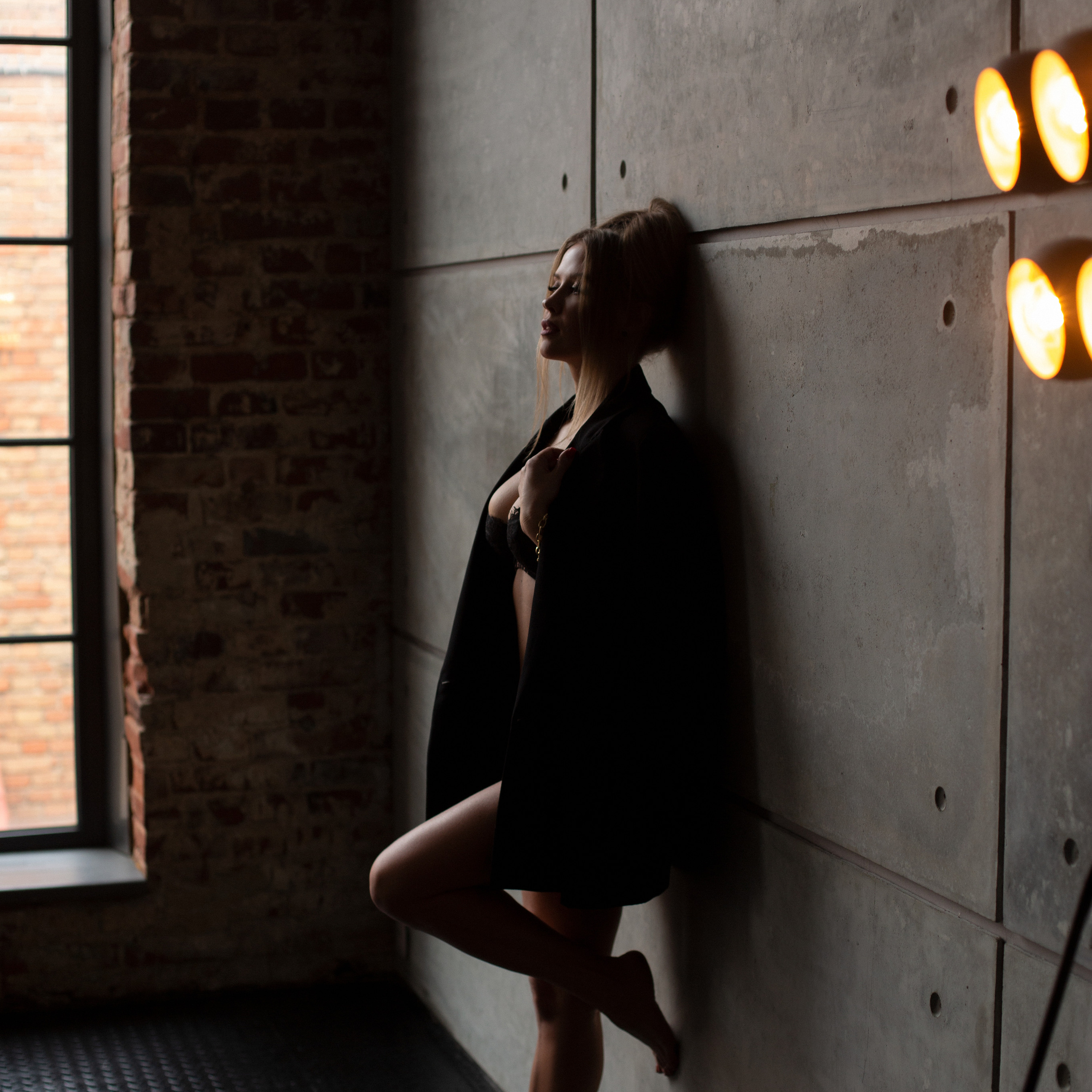 ЖЕНСКИЙ ПОРТРЕТ