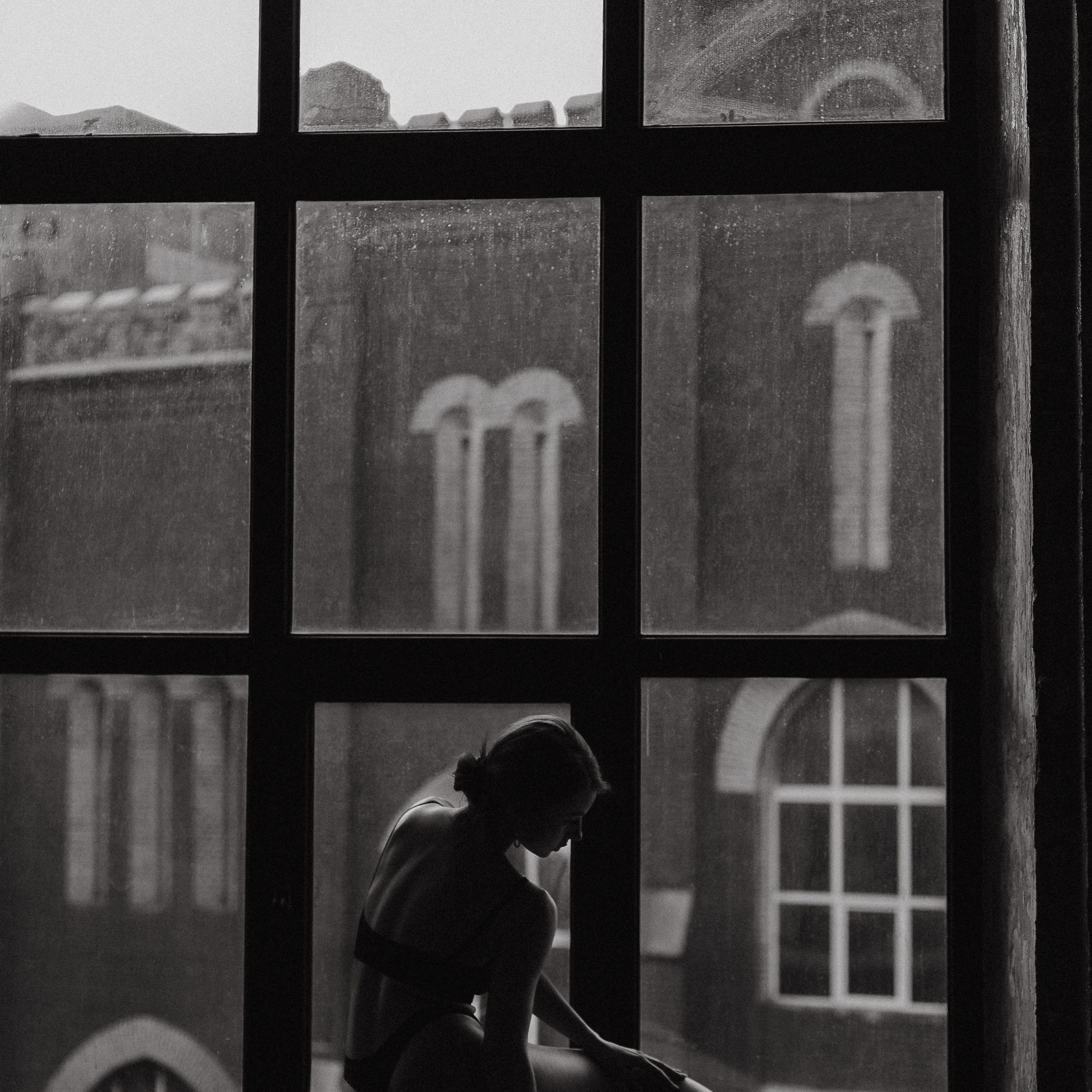 ЖЕНСКИЙ ПОРТРЕТ