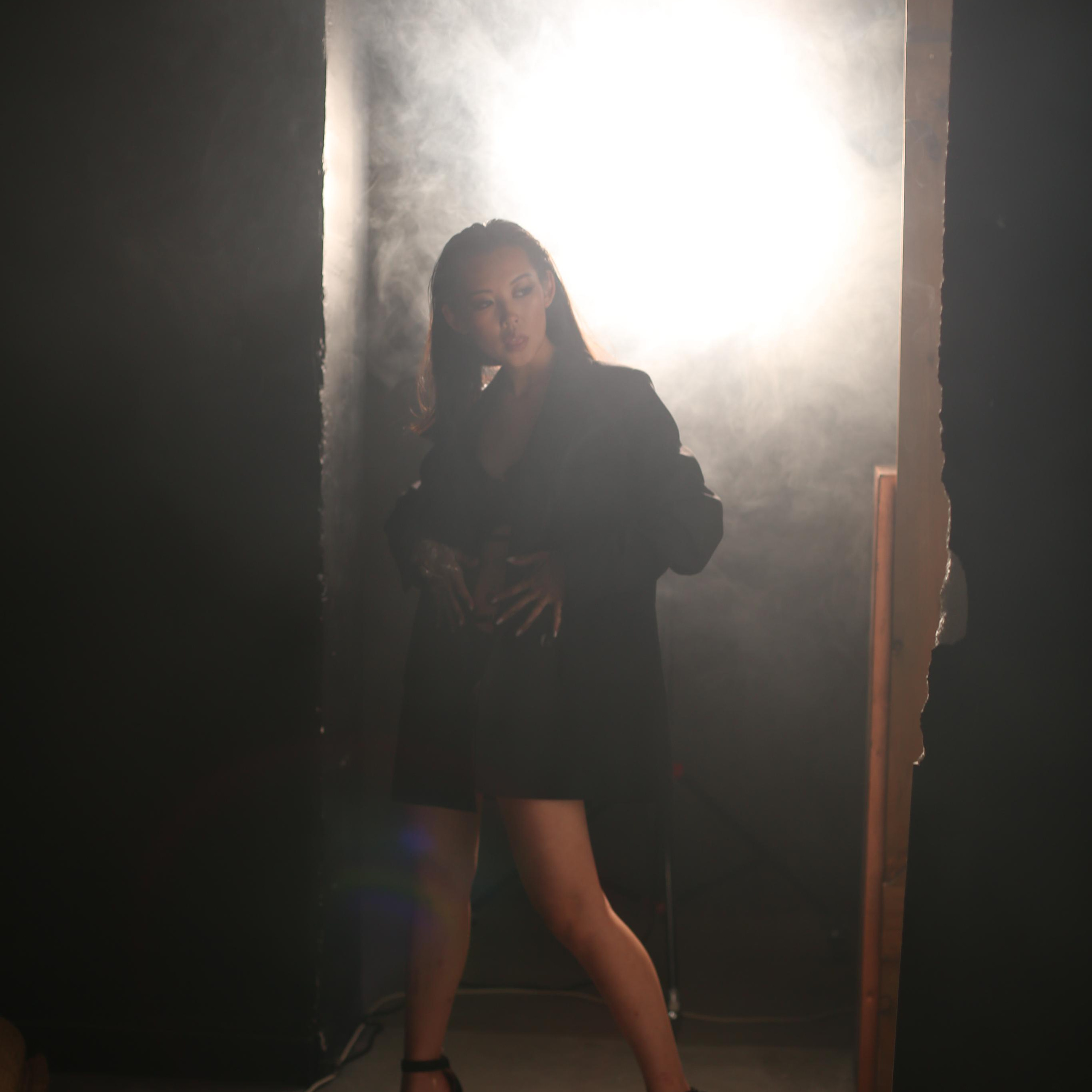 ЖЕНСКИЙ ПОРТРЕТ