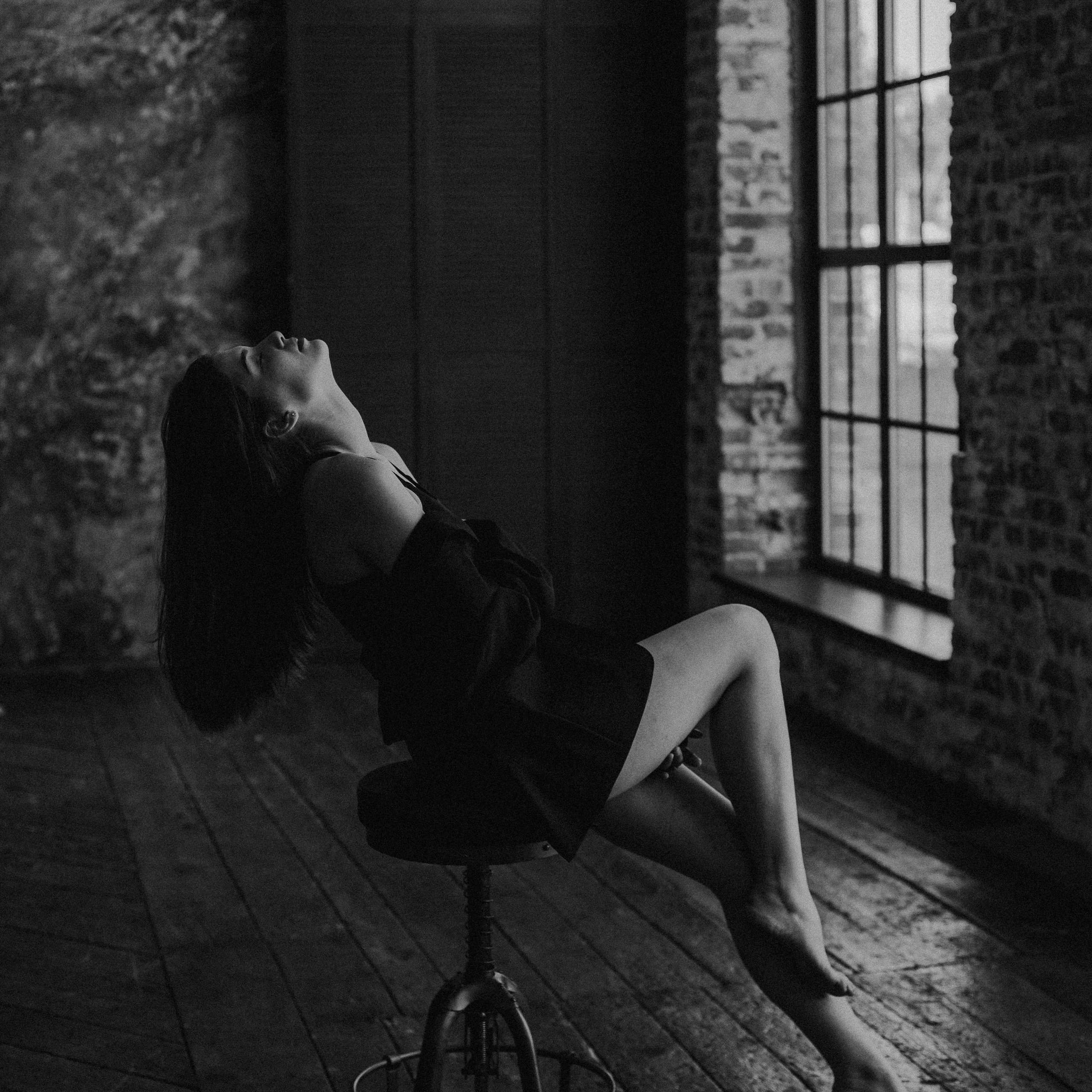 ЖЕНСКИЙ ПОРТРЕТ