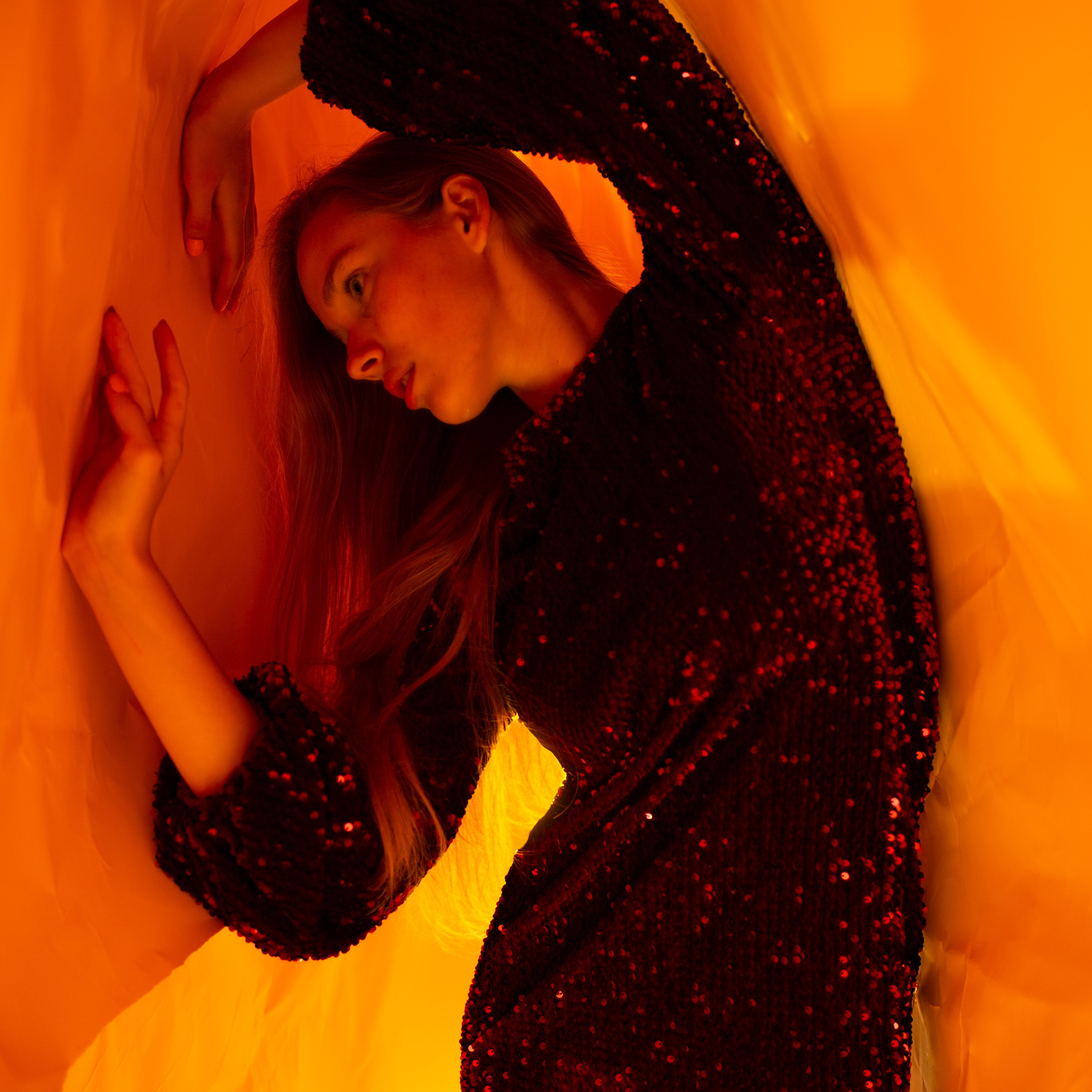 ЖЕНСКИЙ ПОРТРЕТ