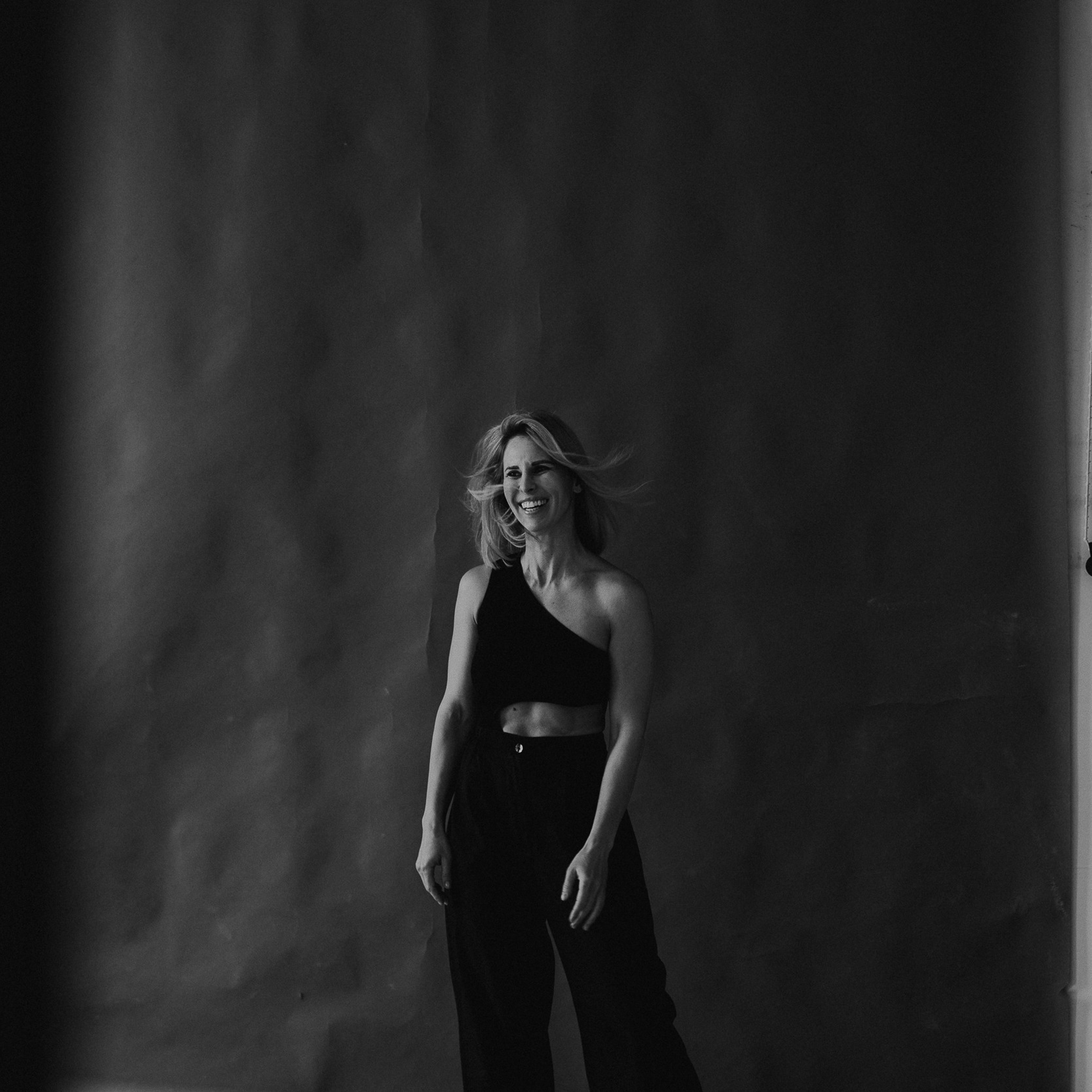 ЖЕНСКИЙ ПОРТРЕТ