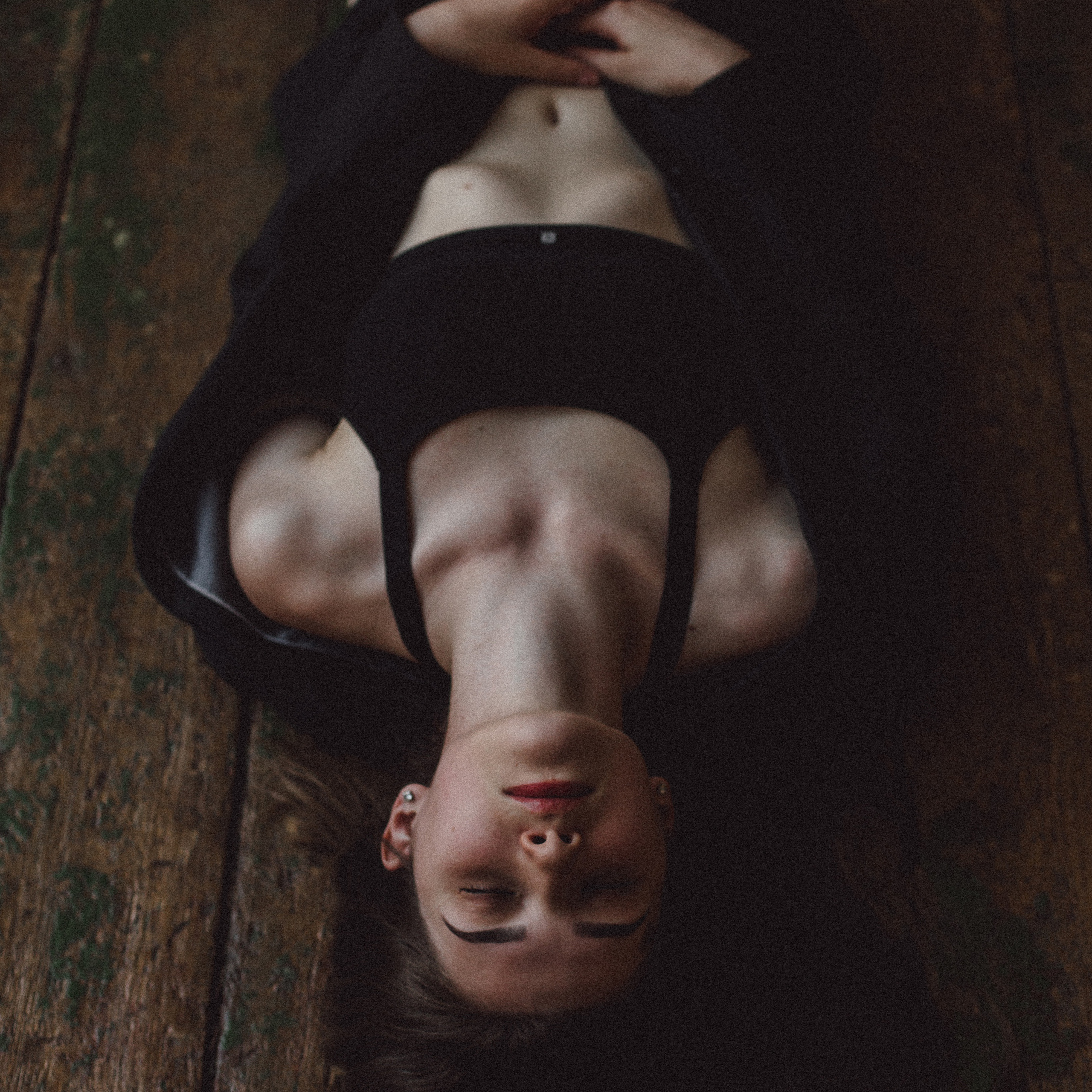 ЖЕНСКИЙ ПОРТРЕТ