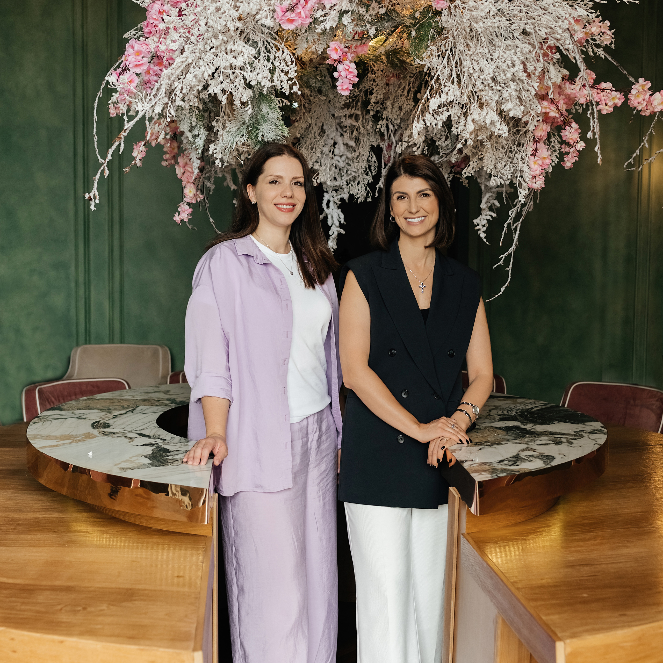 Рубрика журнала «ДОРОГОЕ УДОВОЛЬСТВИЕ» #ПОДУШАМ с Карине Гаспарян