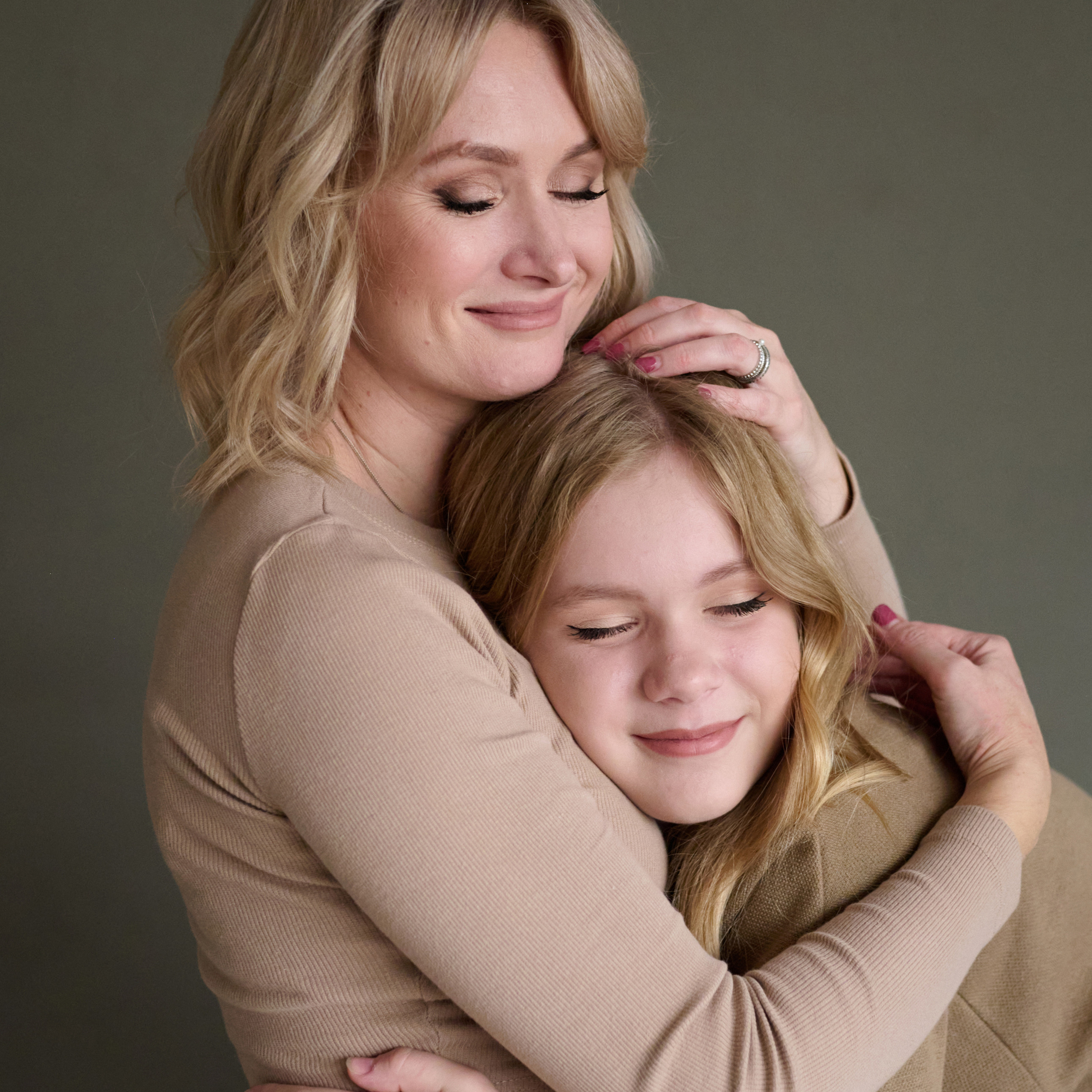 Мама и дочь